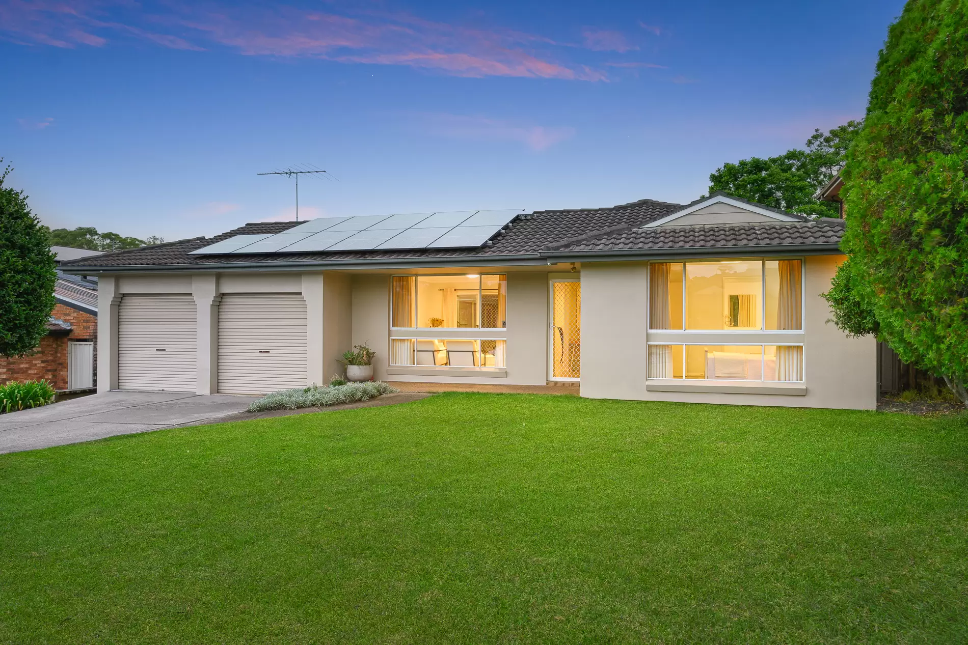 8 Connell Close, Baulkham Hills For Sale by Murdoch Lee Estate Agents - image 1