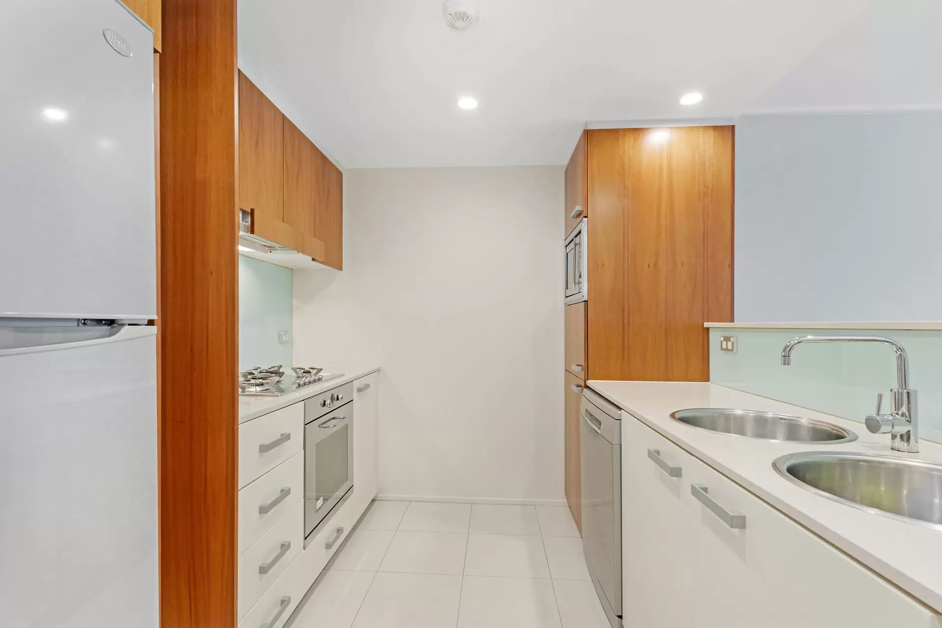 Level 3/319/14 Griffin Place, Glebe Leased by Murdoch Lee Estate Agents - image 2