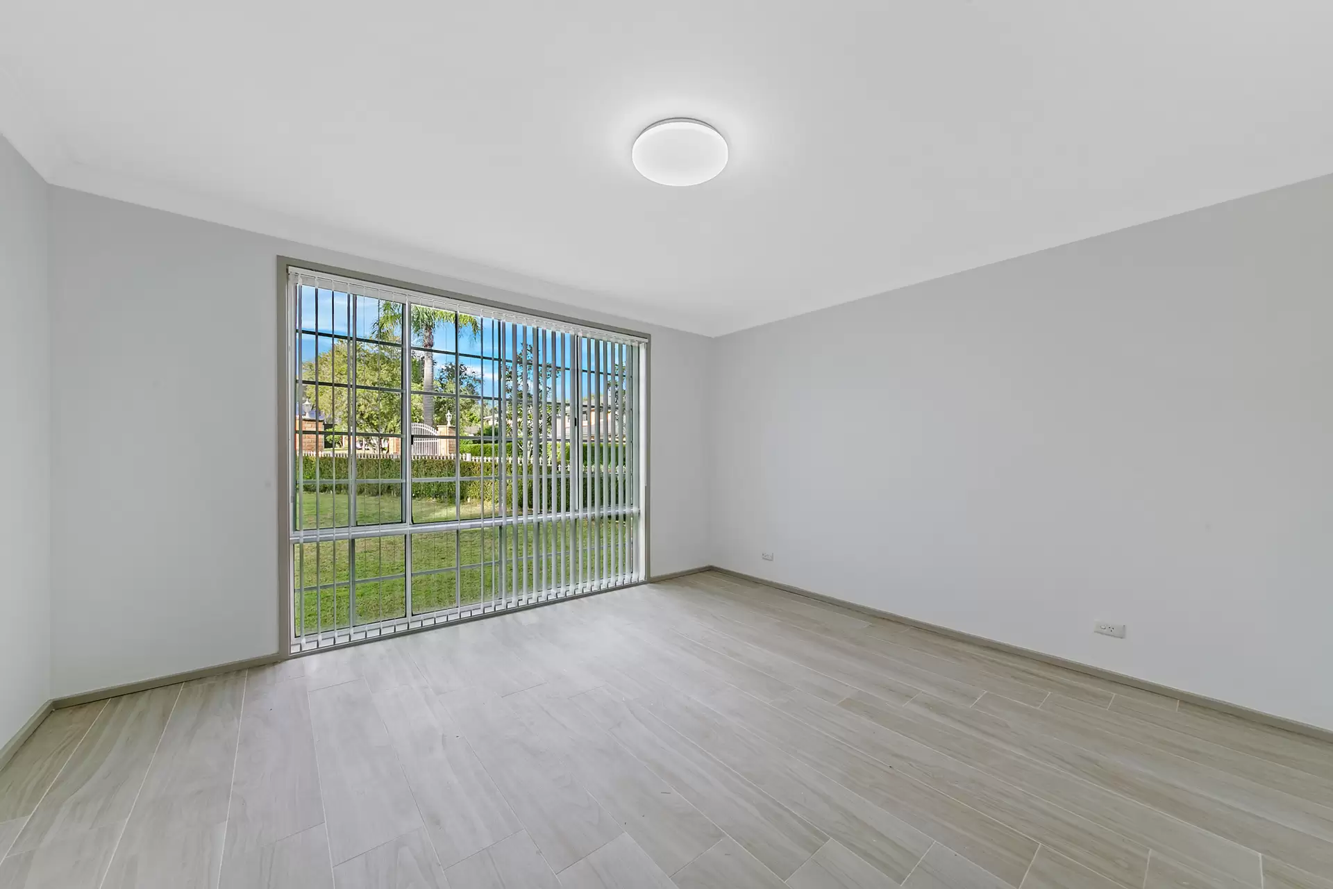 11A Broadsword Place, Castle Hill Leased by Murdoch Lee Estate Agents - image 5