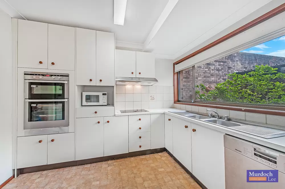 3/2 Cross Street, Baulkham Hills Leased by Murdoch Lee Estate Agents - image 3