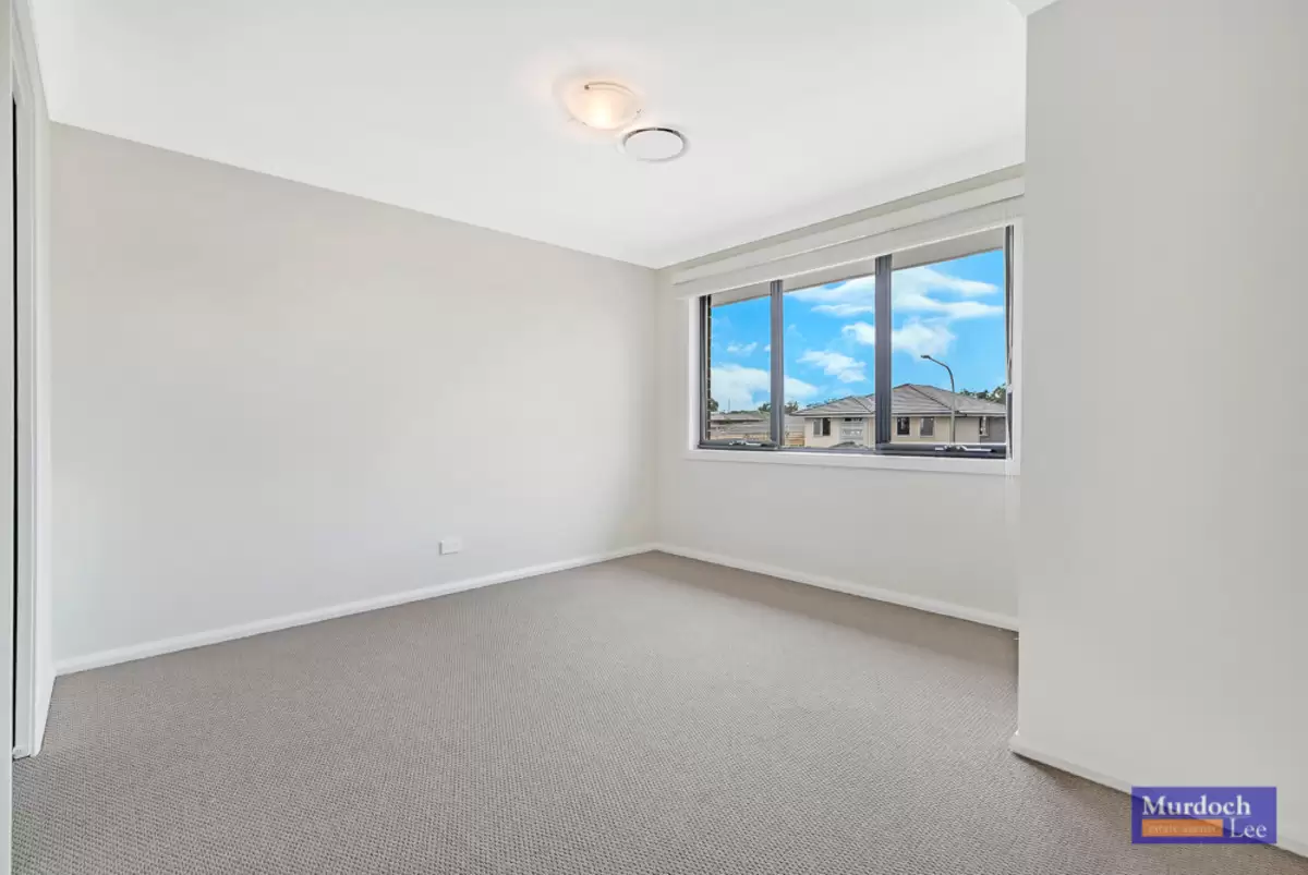 94 McMillian Circuit, North Kellyville Leased by Murdoch Lee Estate Agents - image 4