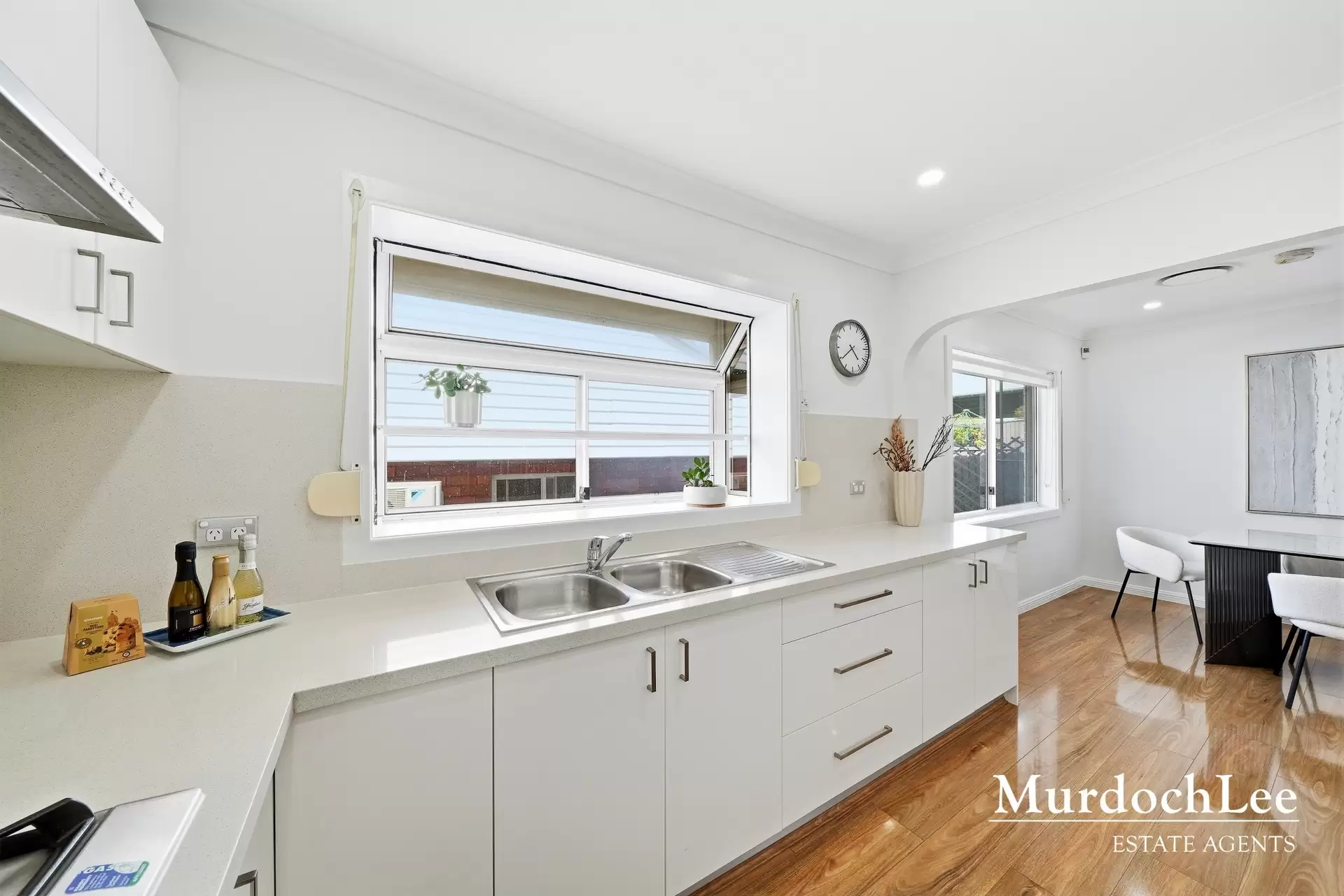 30 Carver Crescent, Baulkham Hills Auction by Murdoch Lee Estate Agents - image 9