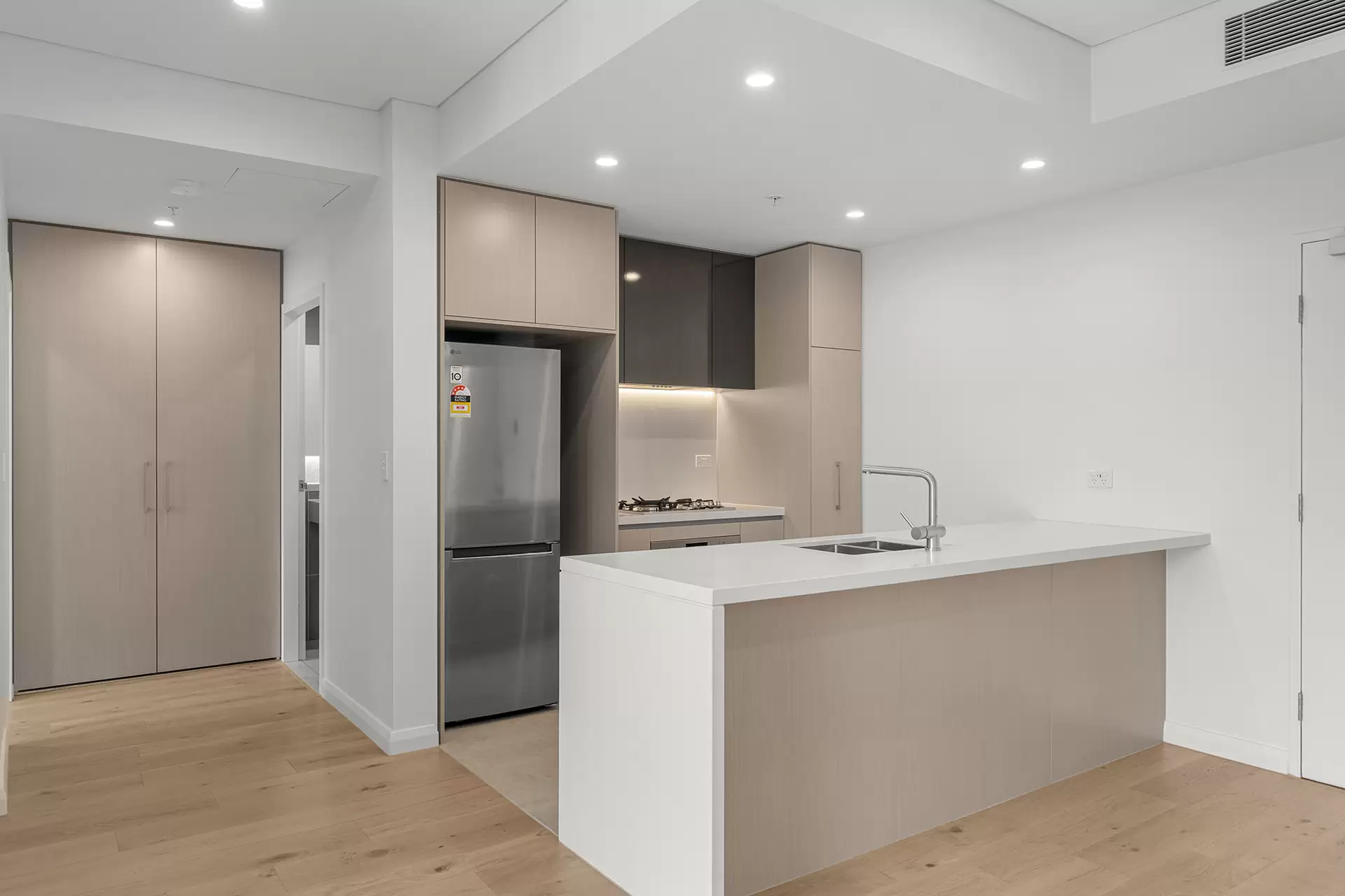 729/21 Partridge Avenue, Castle Hill For Sale by Murdoch Lee Estate Agents - image 3