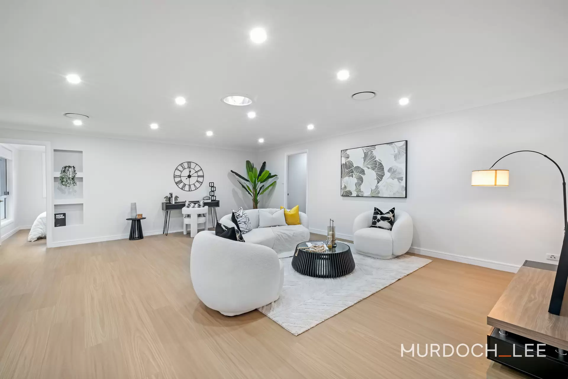 13 Crestview Avenue, Kellyville Auction by Murdoch Lee Estate Agents - image 3