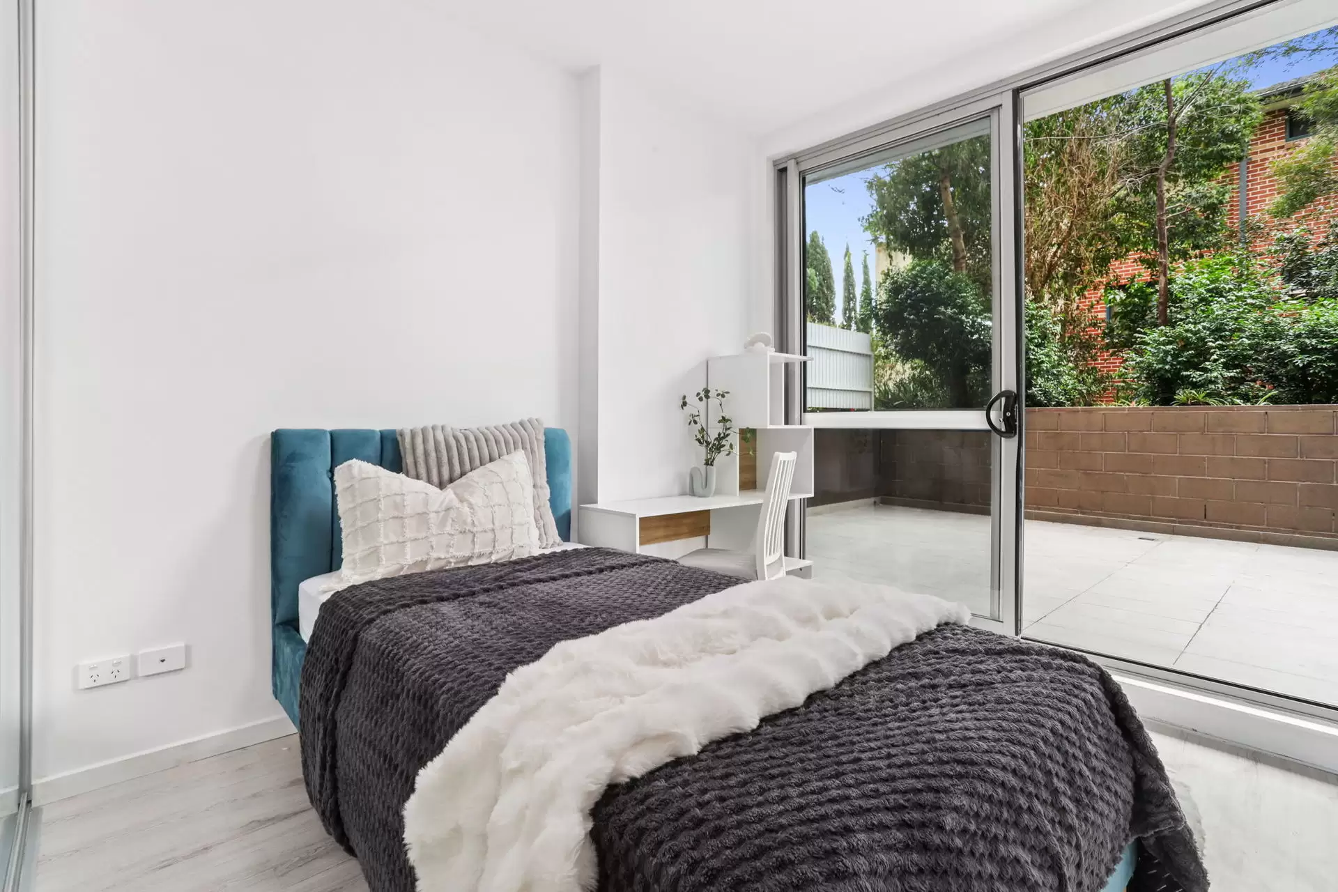 5/22-30 Station Road, Auburn Sold by Murdoch Lee Estate Agents - image 5