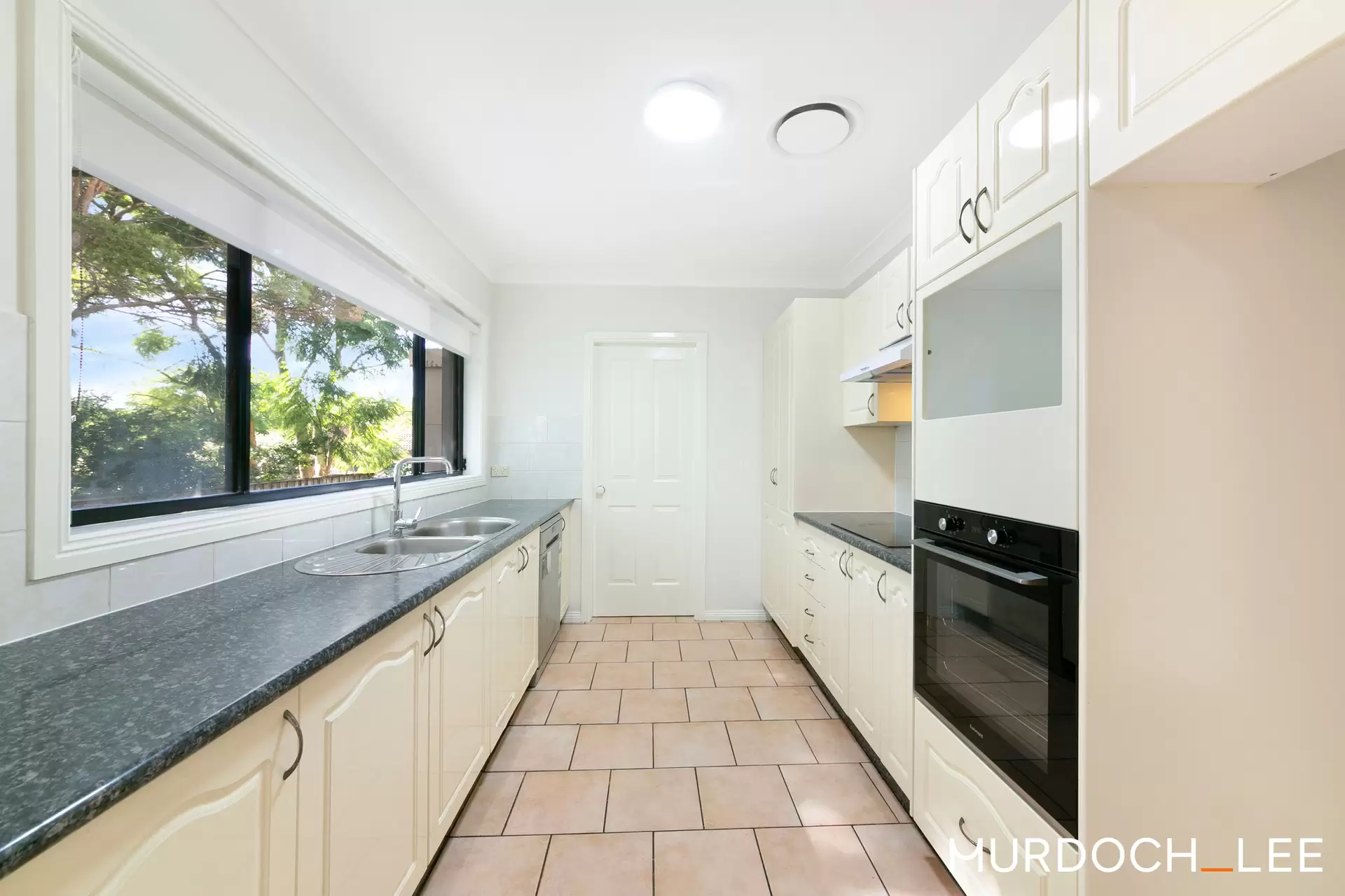 11/33-35 Garthowen Crescent, Castle Hill For Sale by Murdoch Lee Estate Agents - image 3