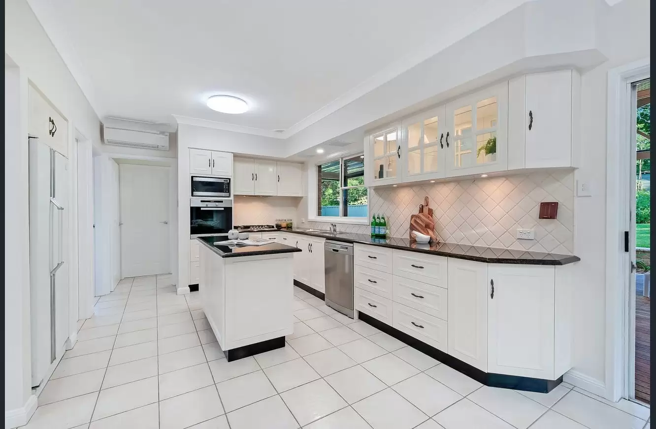 14 Edward Bennet Drive, Cherrybrook Leased by Murdoch Lee Estate Agents - image 5