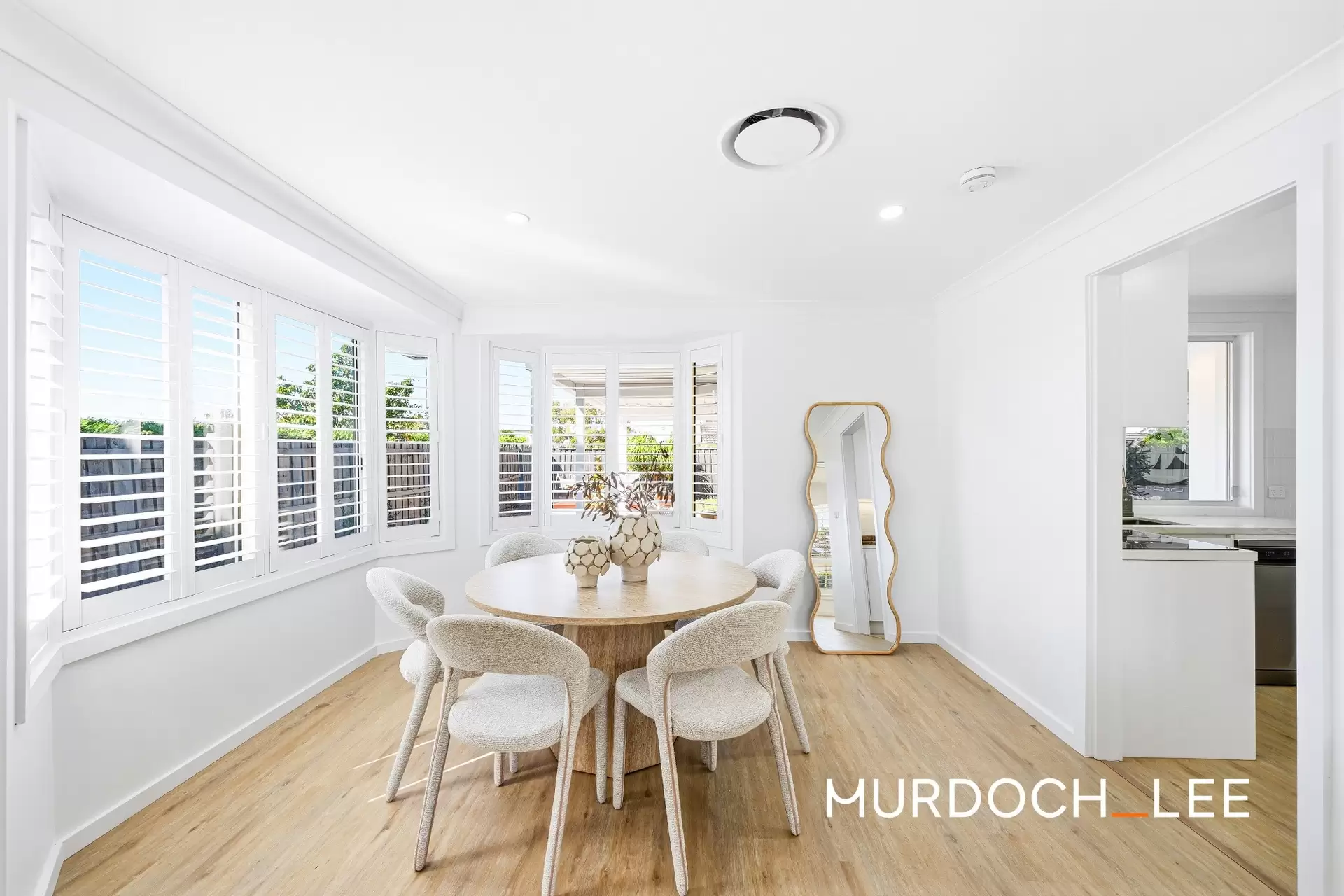 52 Tullaroan Street, Kellyville Ridge Auction by Murdoch Lee Estate Agents - image 5
