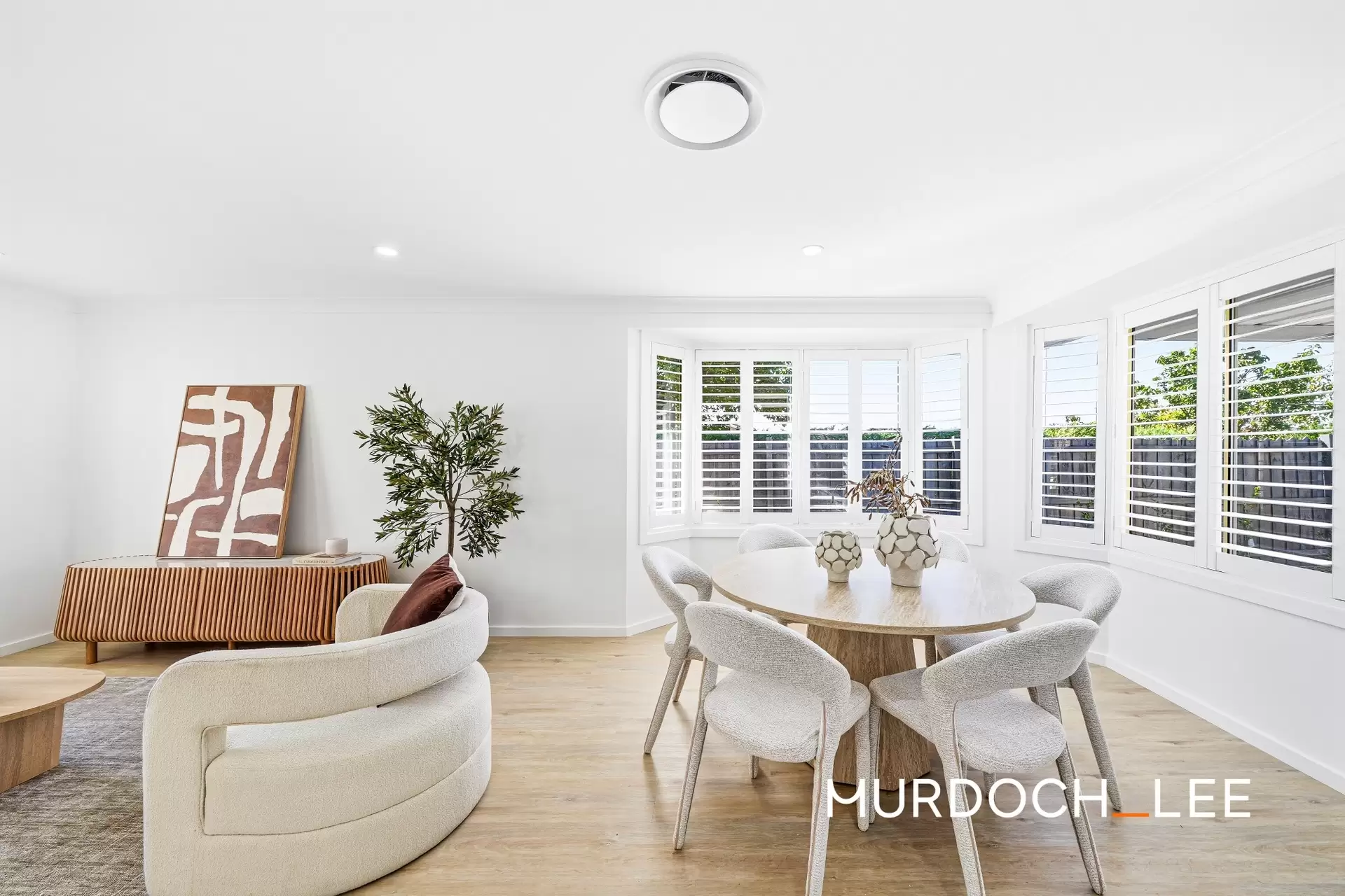 52 Tullaroan Street, Kellyville Ridge Auction by Murdoch Lee Estate Agents - image 4