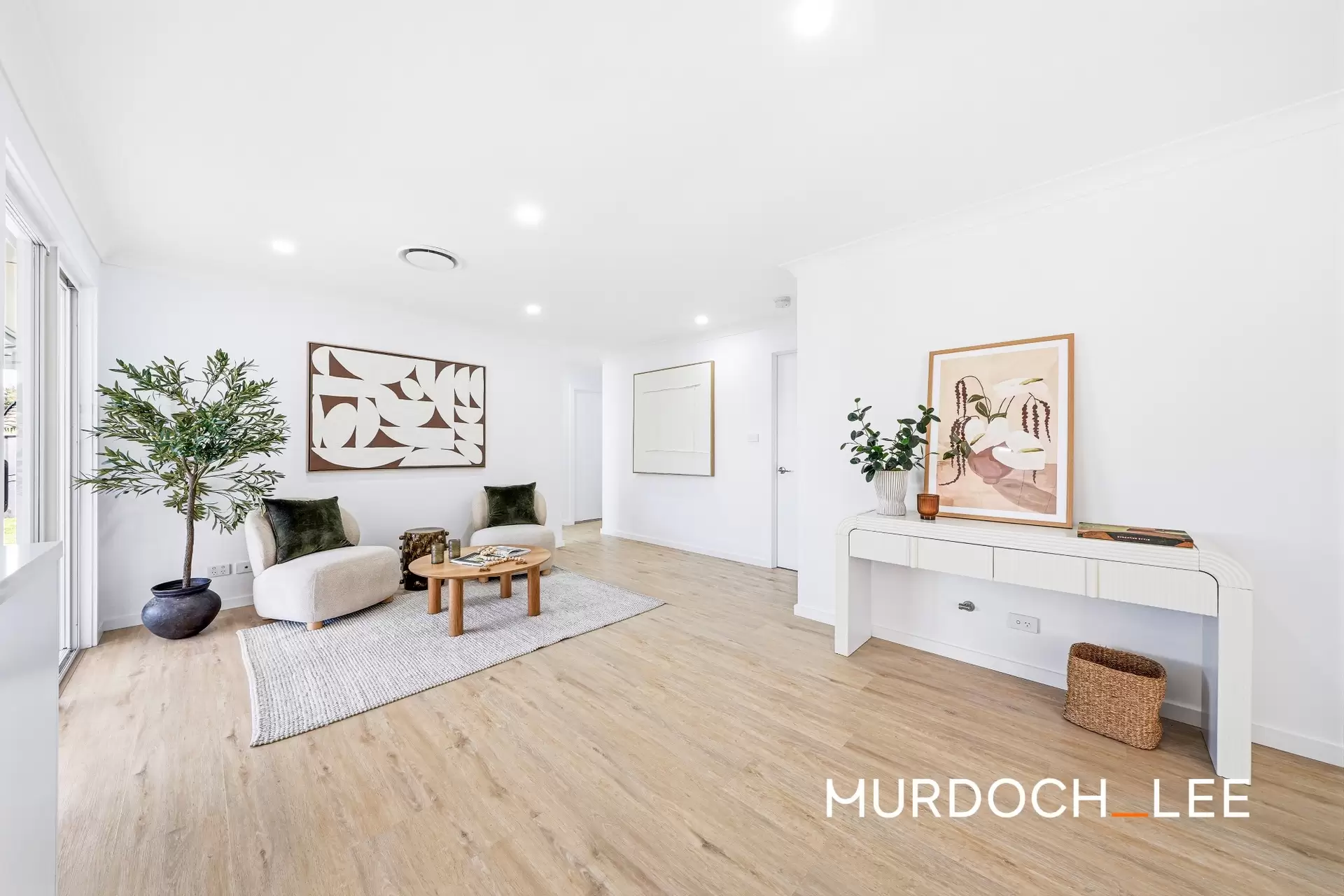 52 Tullaroan Street, Kellyville Ridge Auction by Murdoch Lee Estate Agents - image 8