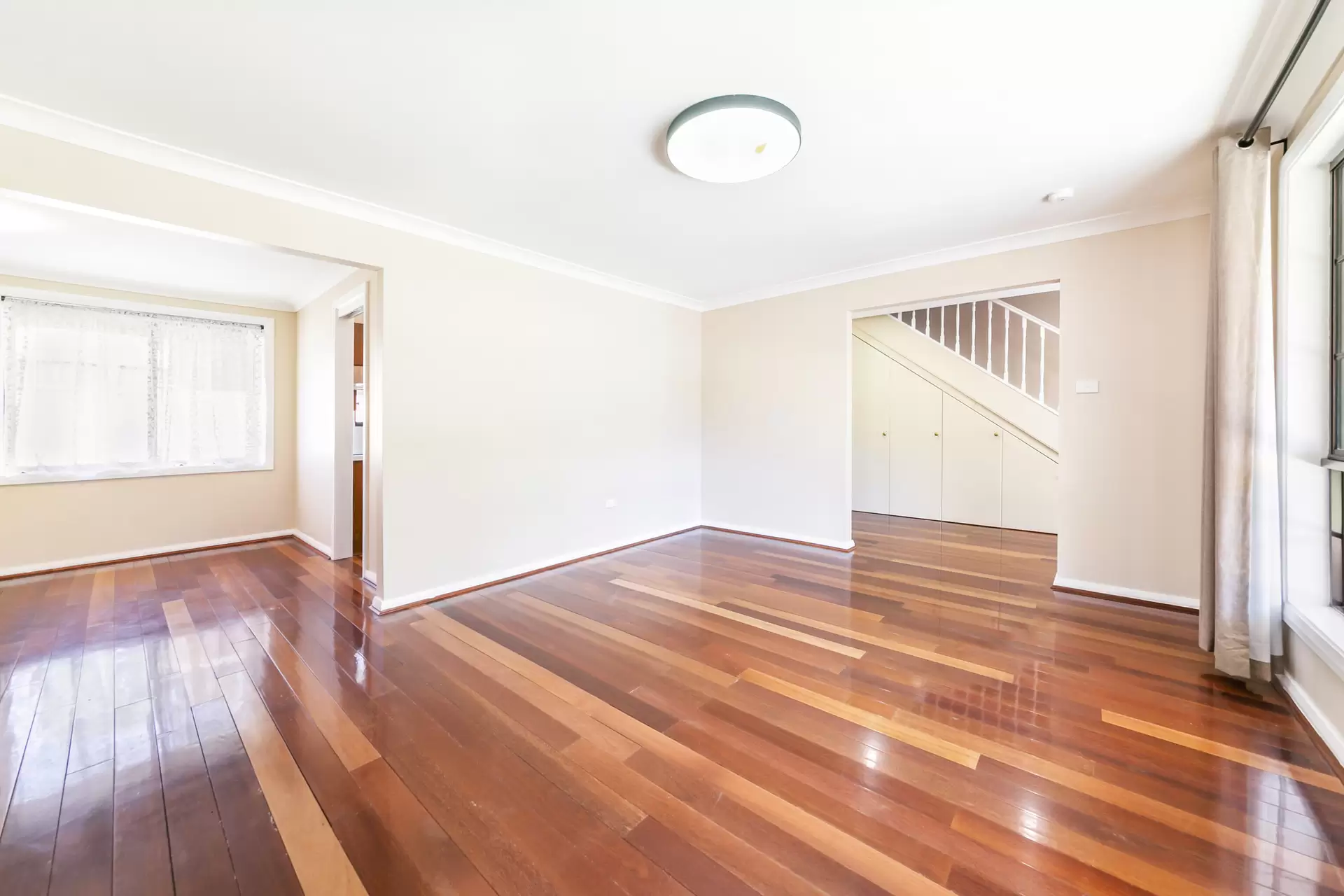 1 Hillgate Place, Castle Hill For Lease by Murdoch Lee Estate Agents - image 2