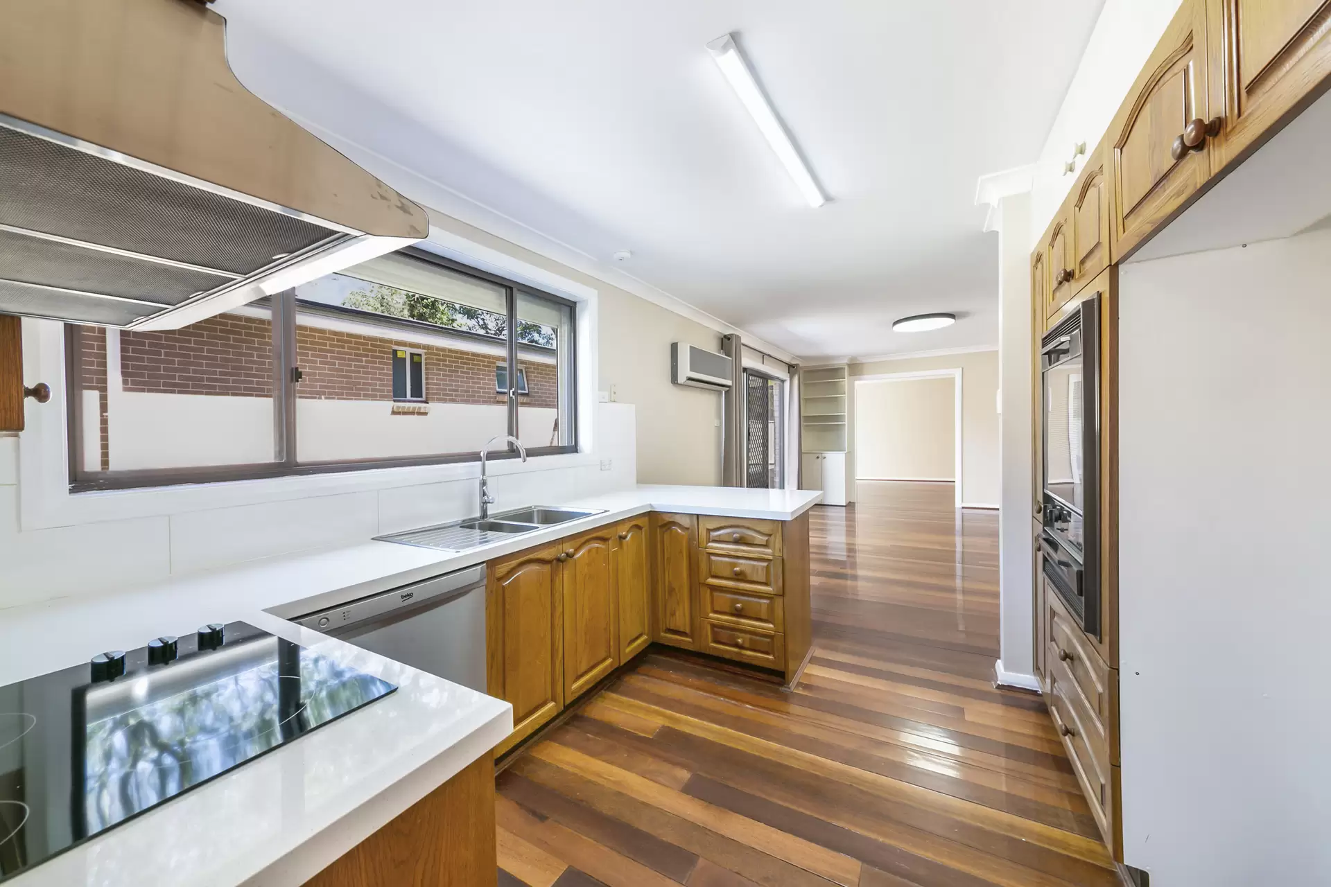 1 Hillgate Place, Castle Hill For Lease by Murdoch Lee Estate Agents - image 4