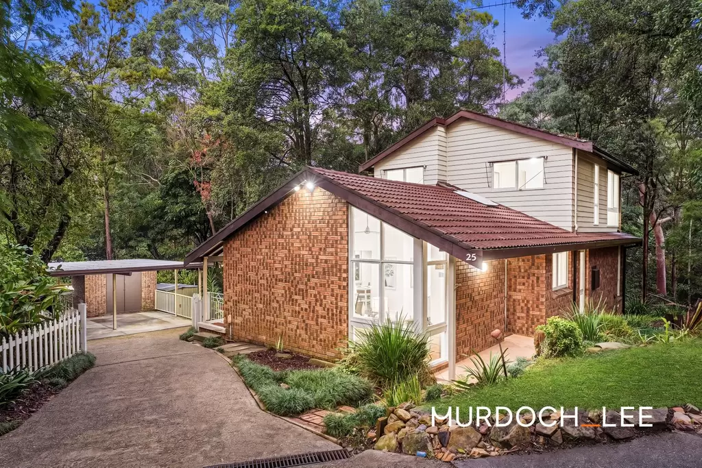 25 Willow Drive, Baulkham Hills Auction by Murdoch Lee Estate Agents