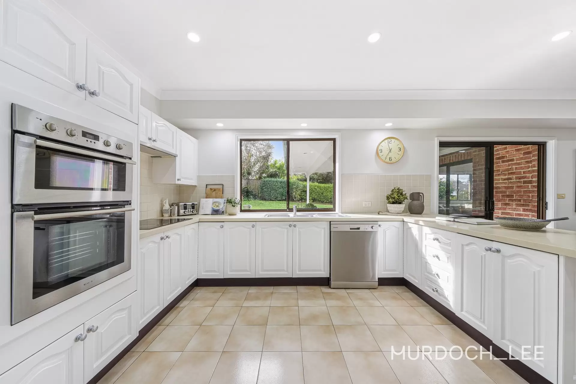3 Stringybark Place, Castle Hill Auction by Murdoch Lee Estate Agents - image 6