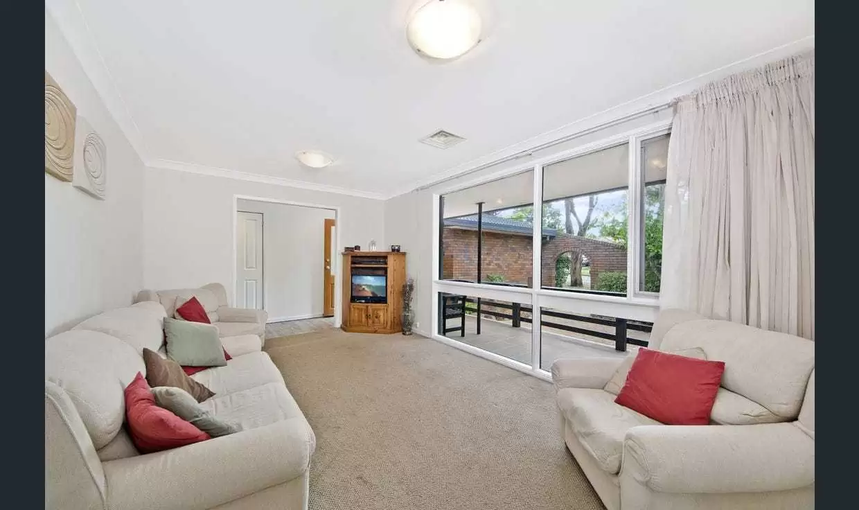 23 Cary Street, Baulkham Hills For Sale by Murdoch Lee Estate Agents - image 4