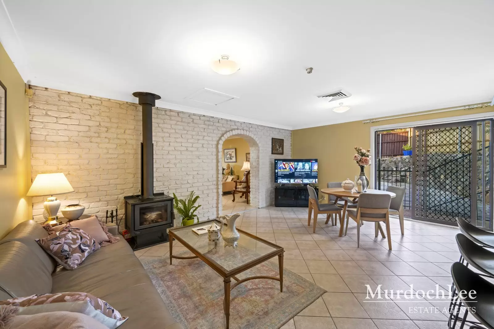 10 Nadine Close, Cherrybrook Sold by Murdoch Lee Estate Agents - image 6