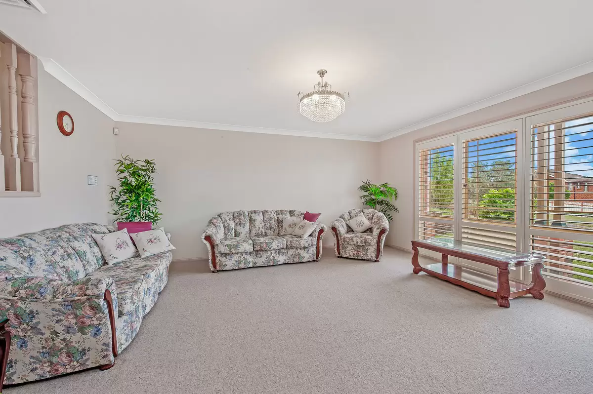 16 Cole Avenue, Baulkham Hills Sold by Murdoch Lee Estate Agents - image 3