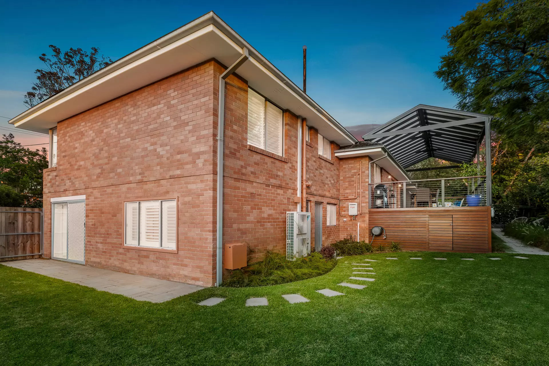 6 Antill Crescent, Baulkham Hills Sold by Murdoch Lee Estate Agents - image 10