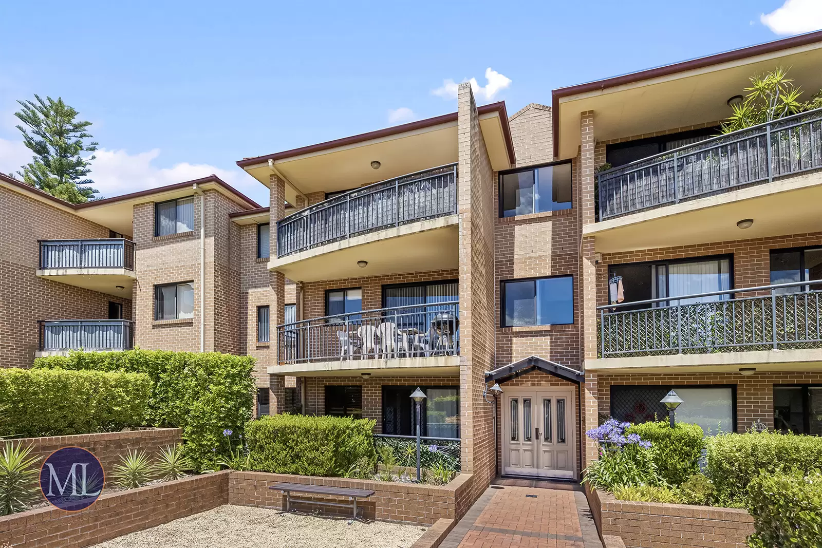 15/49 Dobson Crescent, Baulkham Hills Sold by Murdoch Lee Estate Agents - image 1