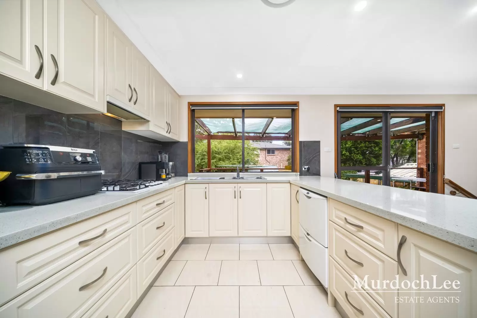 53 Manuka Circle, Cherrybrook Sold by Murdoch Lee Estate Agents - image 7