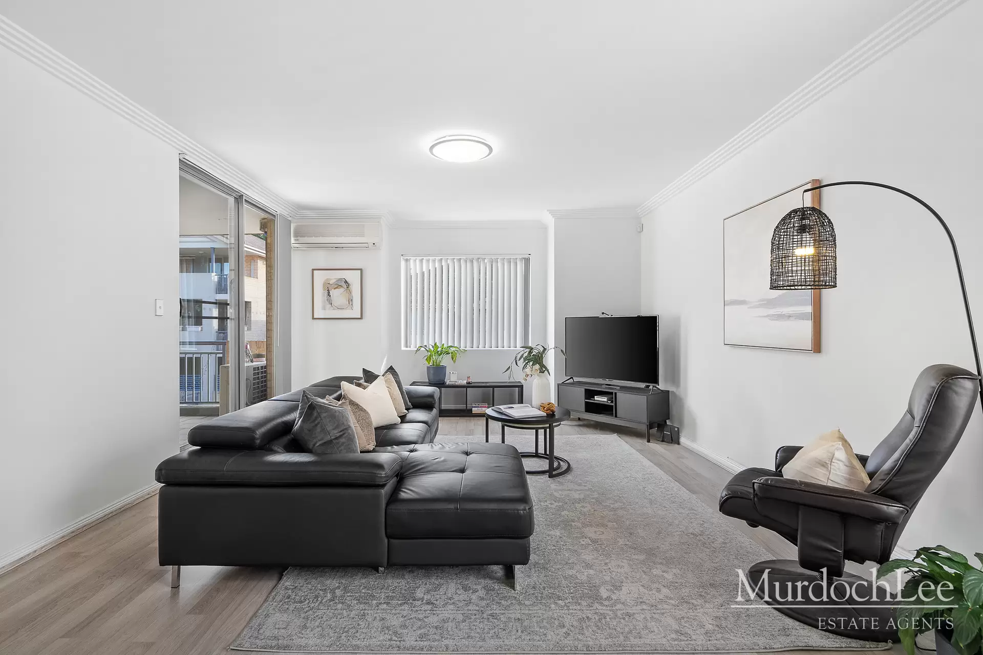 18/12-18 Conie Avenue, Baulkham Hills Sold by Murdoch Lee Estate Agents - image 2