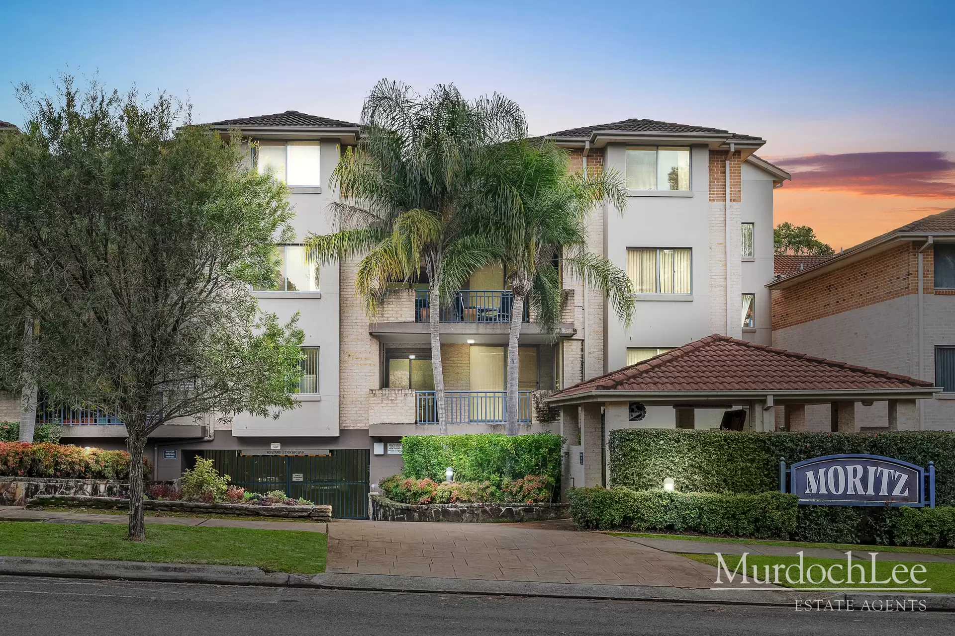 18/12-18 Conie Avenue, Baulkham Hills Sold by Murdoch Lee Estate Agents - image 1