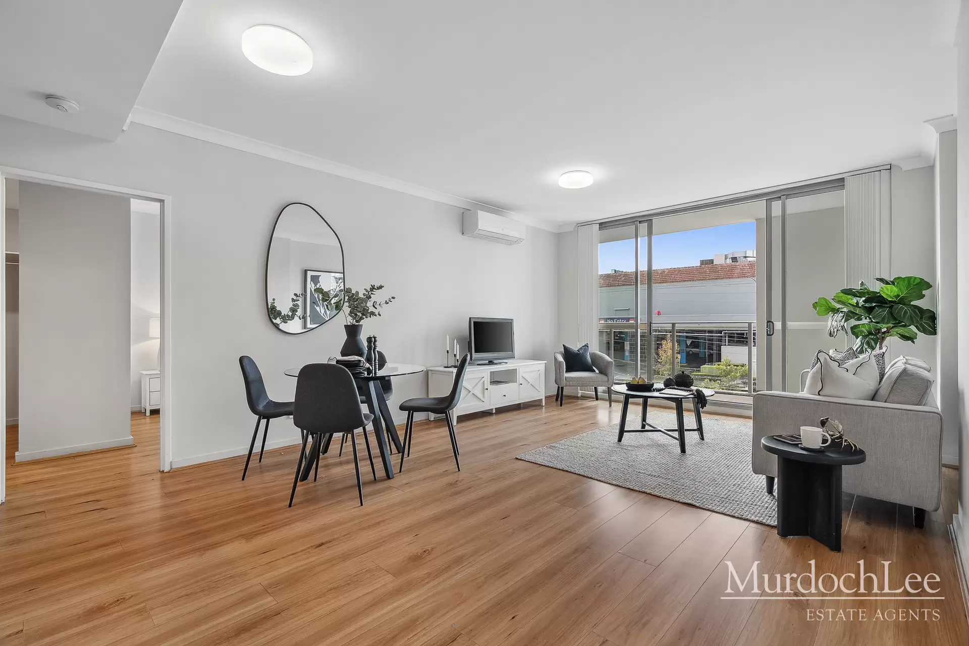 21/1 Meryll Avenue, Baulkham Hills Sold by Murdoch Lee Estate Agents - image 2