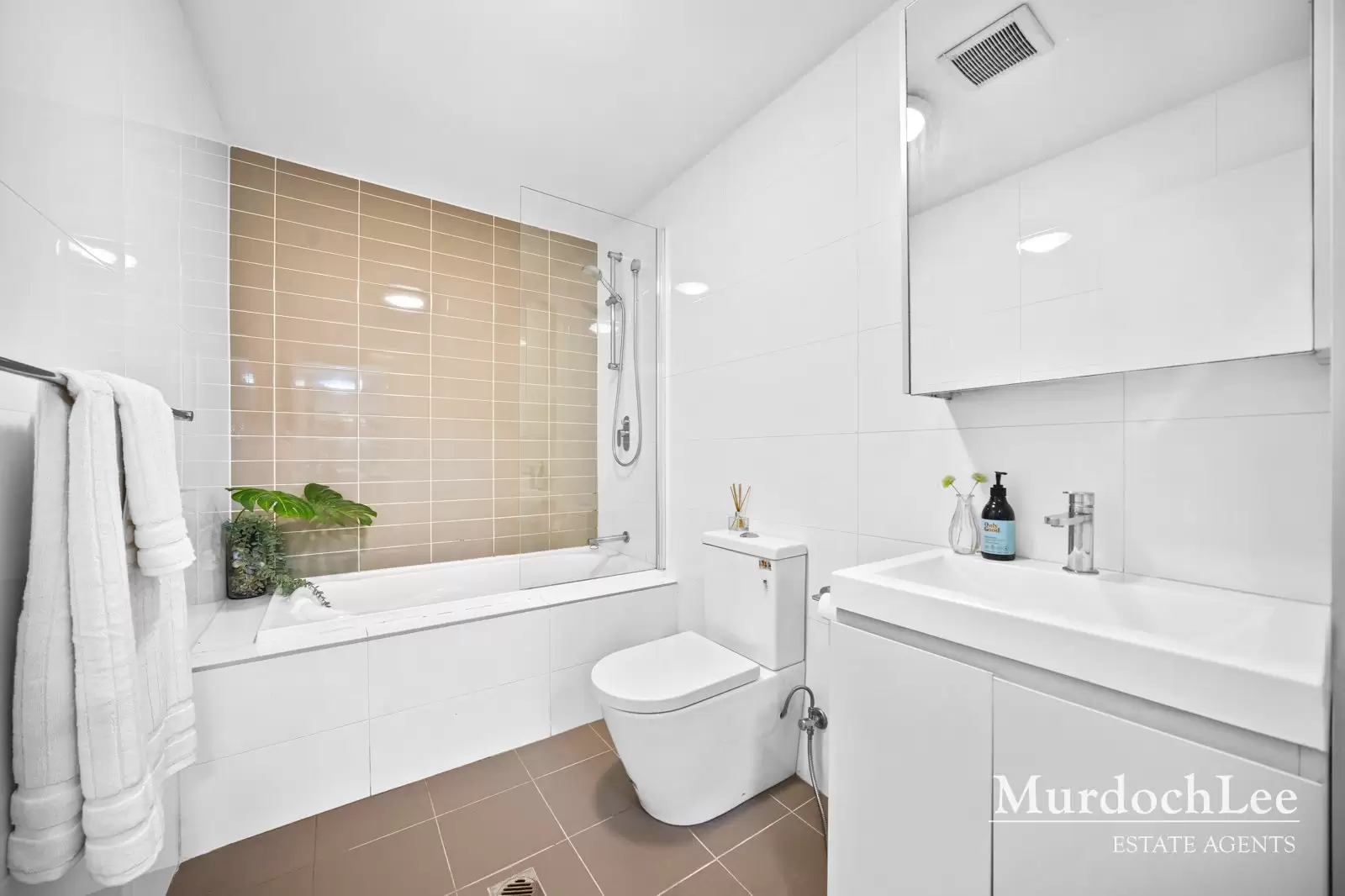 20/21-25 Seven Hills Road, Baulkham Hills Sold by Murdoch Lee Estate Agents - image 8