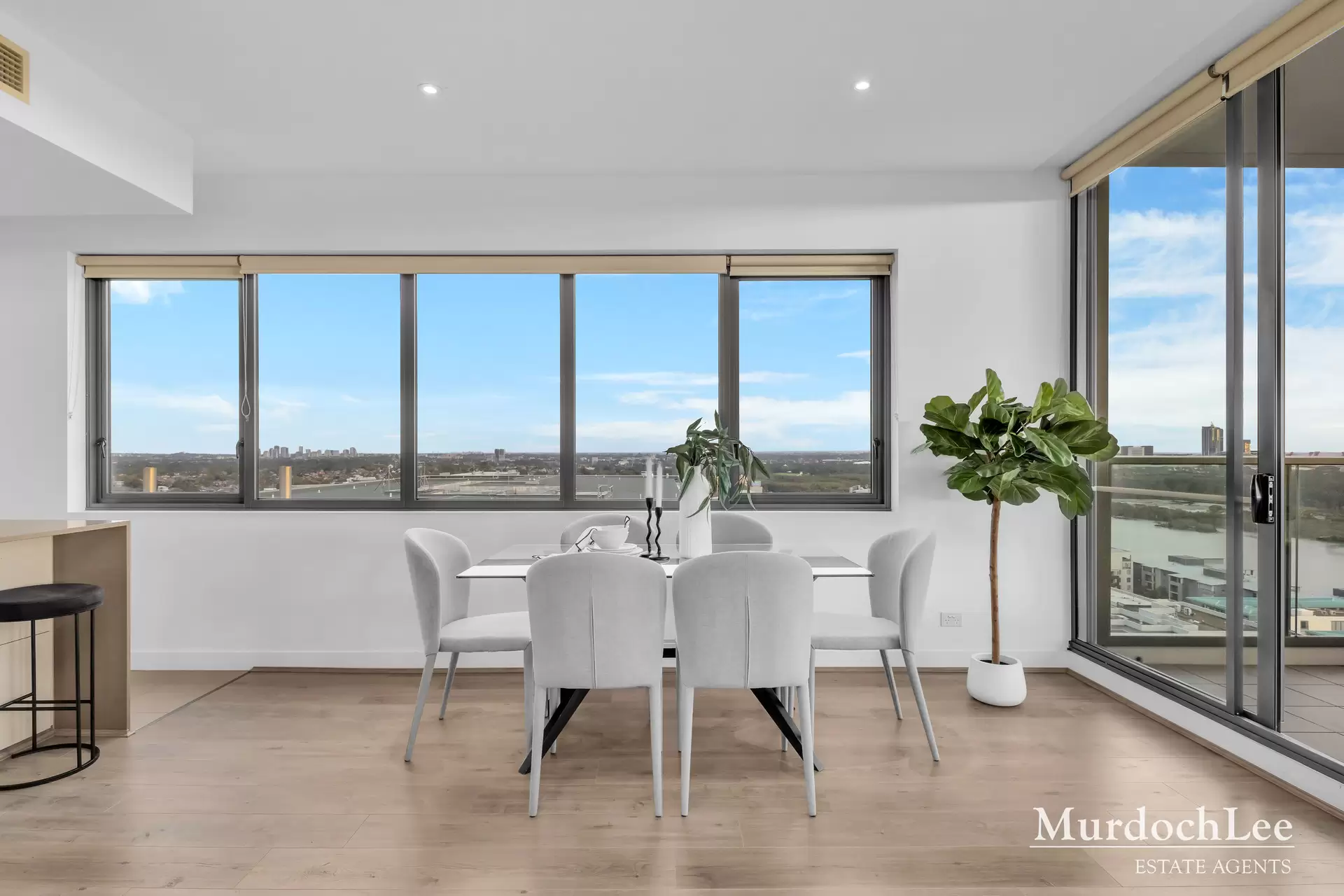 1406/7 Rider Boulevarde, Rhodes Sold by Murdoch Lee Estate Agents - image 4