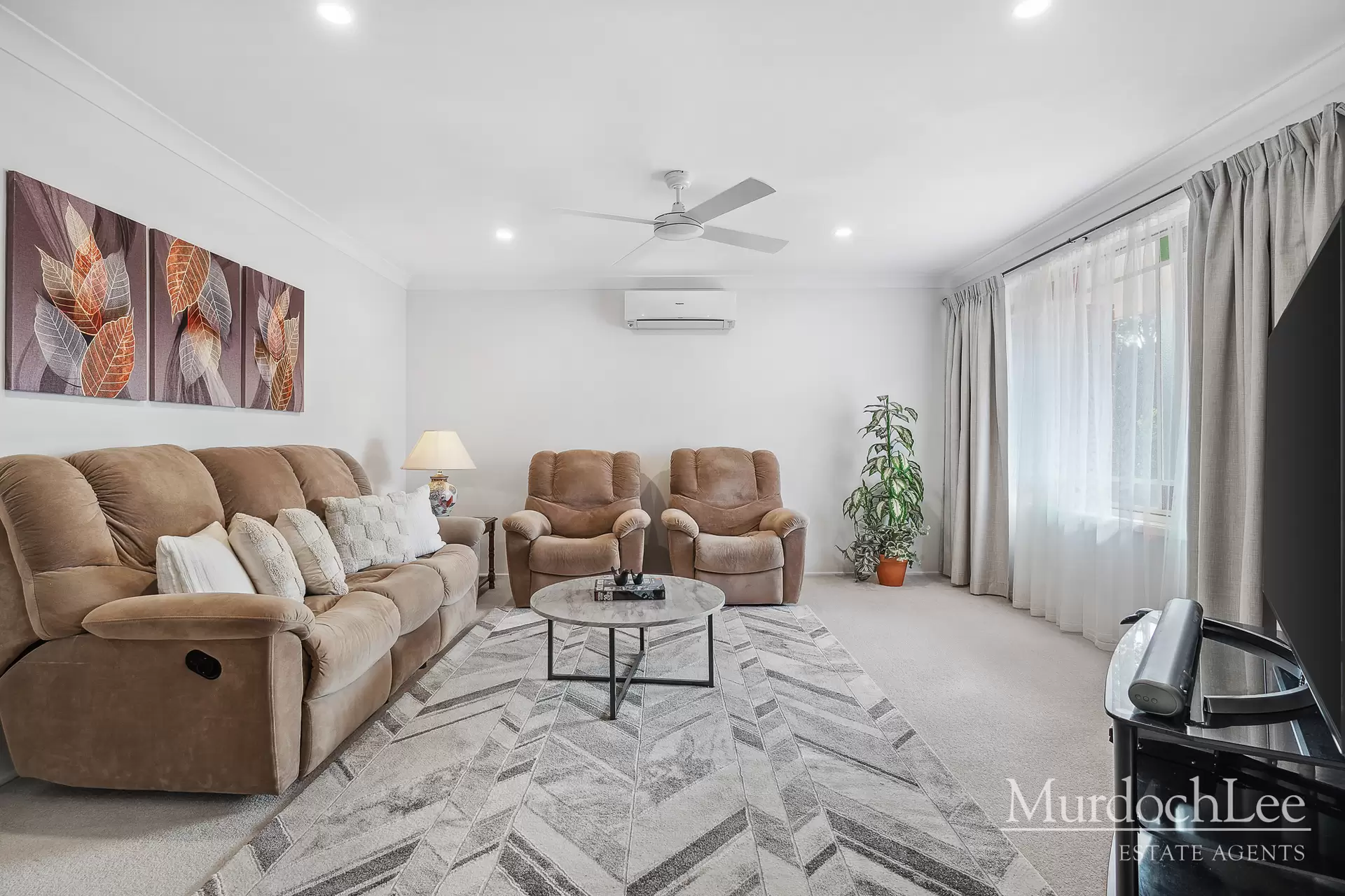 18 Brokenwood Place, Cherrybrook Sold by Murdoch Lee Estate Agents - image 2