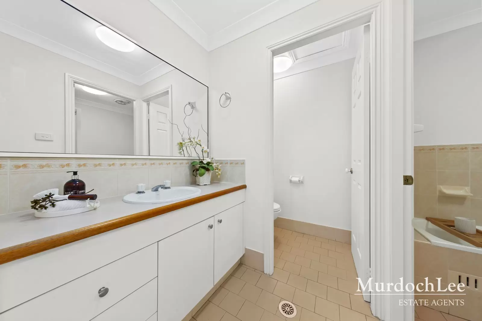 58 James Henty Drive, Dural Sold by Murdoch Lee Estate Agents - image 10