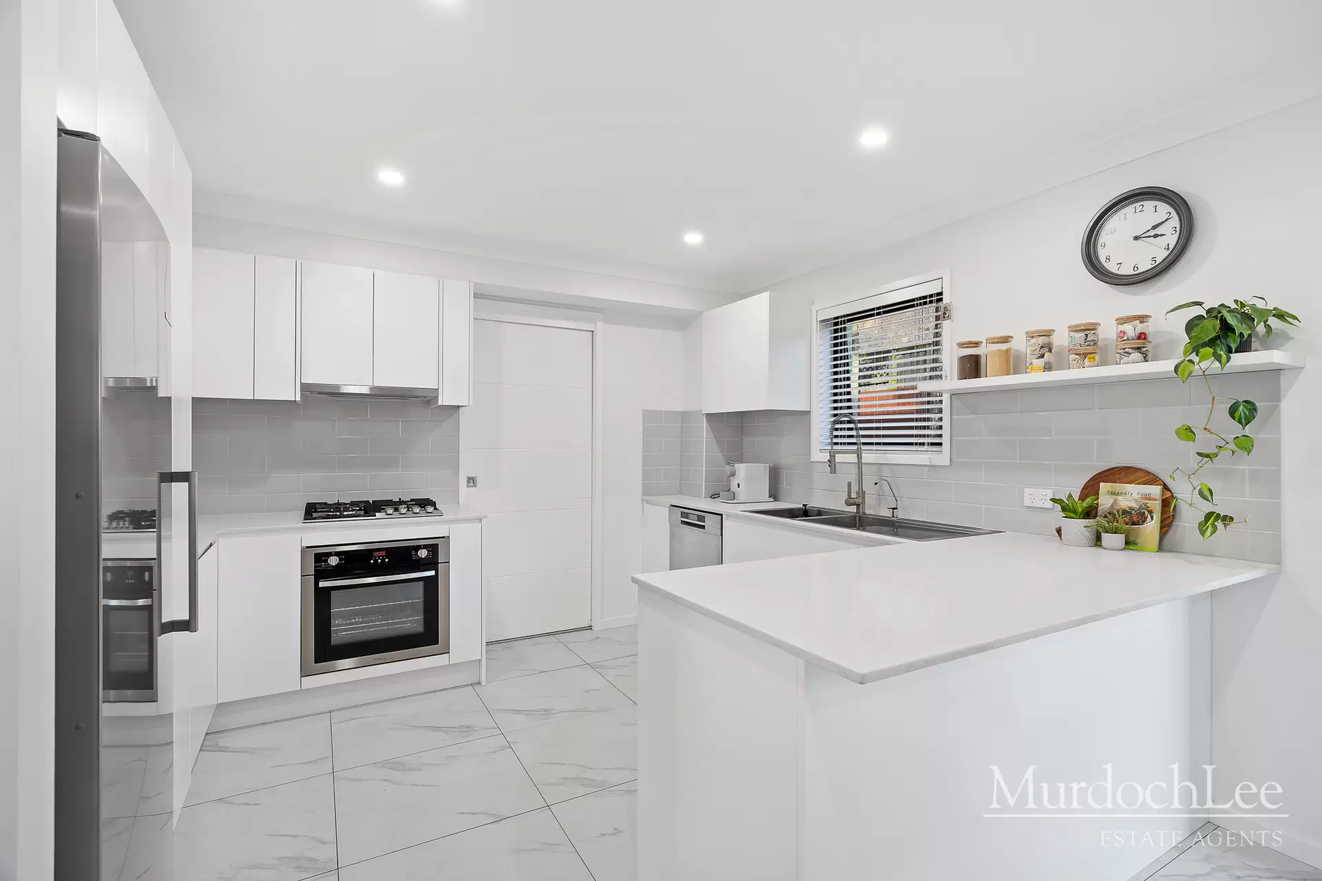 4/8 Kenneth Avenue, Baulkham Hills Sold by Murdoch Lee Estate Agents - image 4