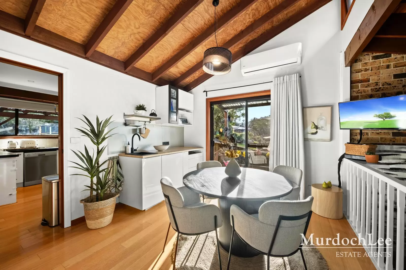 17 Daphne Place, Cherrybrook For Sale by Murdoch Lee Estate Agents - image 3