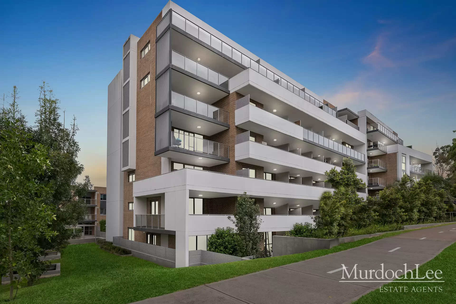 104/1 Meryll Avenue, Baulkham Hills Sold by Murdoch Lee Estate Agents - image 1