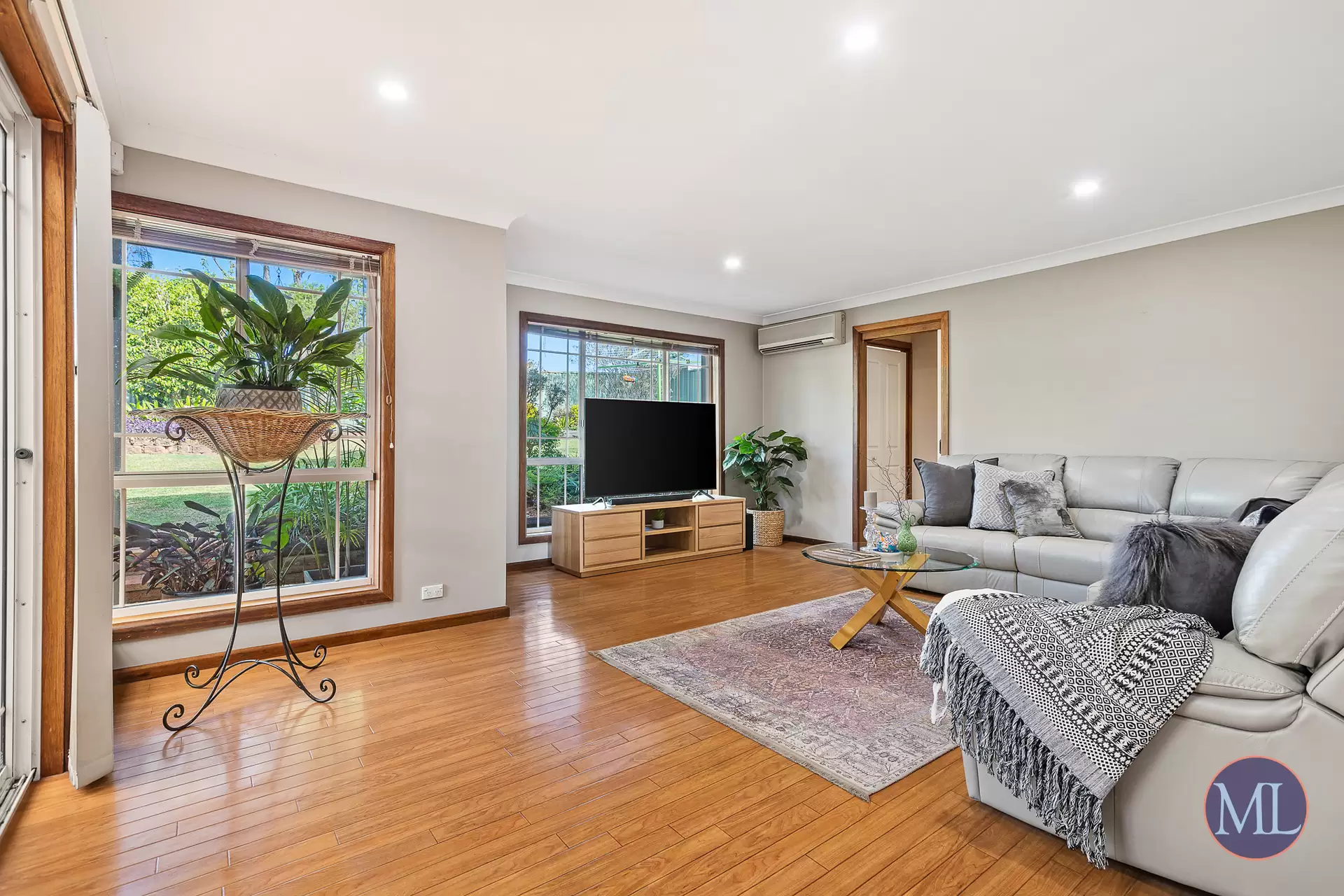 16 Carver Crescent, Baulkham Hills Sold by Murdoch Lee Estate Agents - image 6