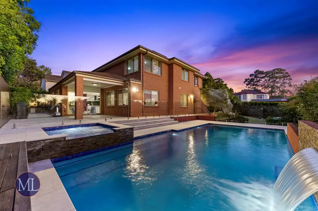 6 Hillsborough Court, Cherrybrook Sold by Murdoch Lee Estate Agents