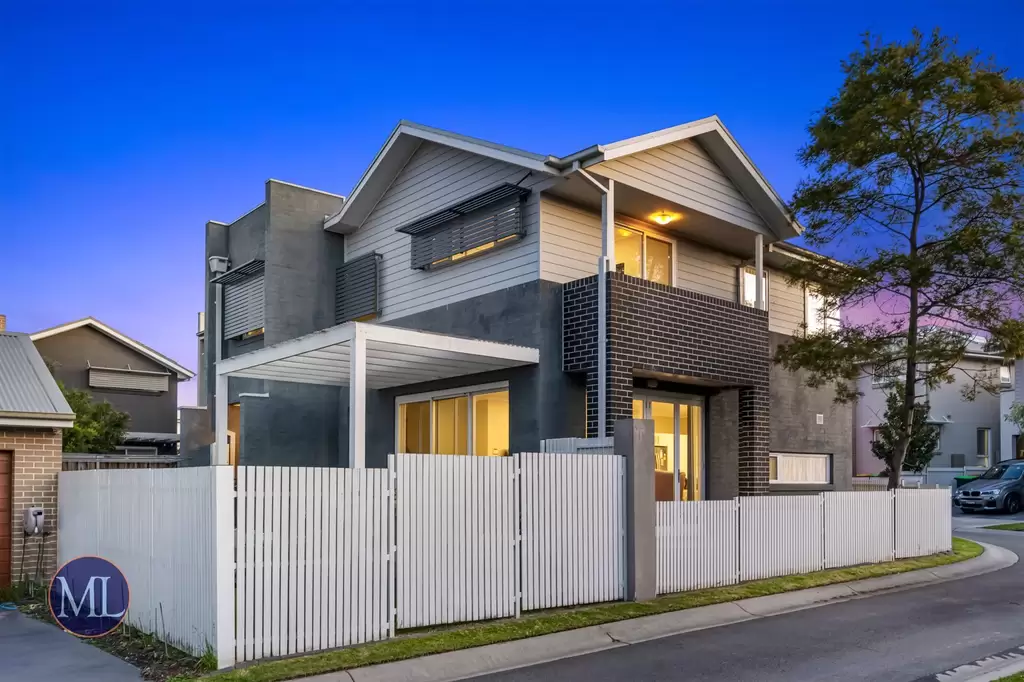 12 Saxon Lane, Rouse Hill Sold by Murdoch Lee Estate Agents