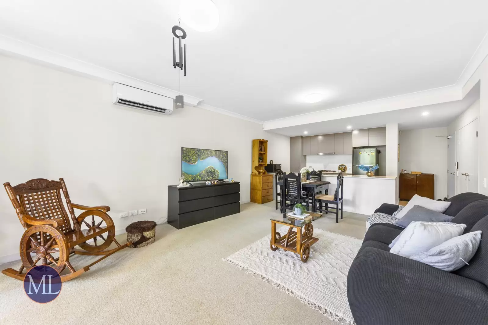 52/1 Meryll Avenue, Baulkham Hills Sold by Murdoch Lee Estate Agents - image 1