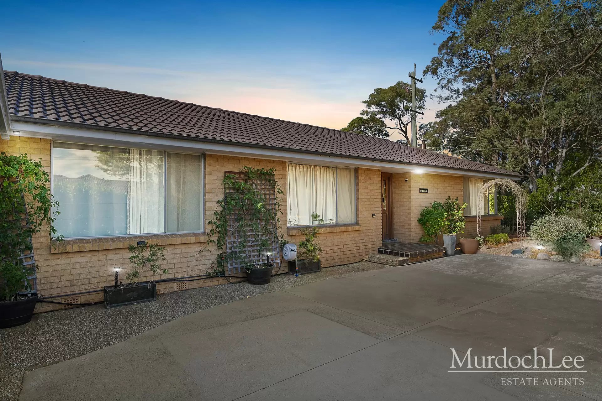 18 & 18A  Reppan Avenue, Baulkham Hills Sold by Murdoch Lee Estate Agents - image 8