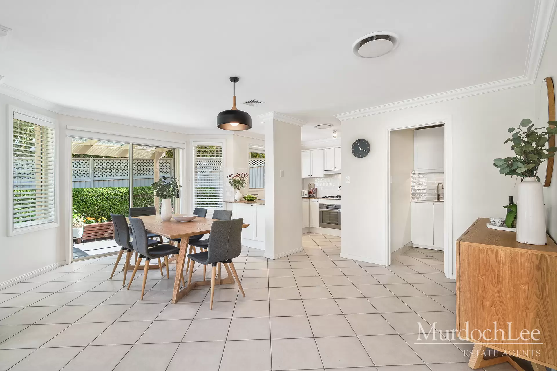 6/44-46 Meryll Avenue, Baulkham Hills Auction by Murdoch Lee Estate Agents - image 4