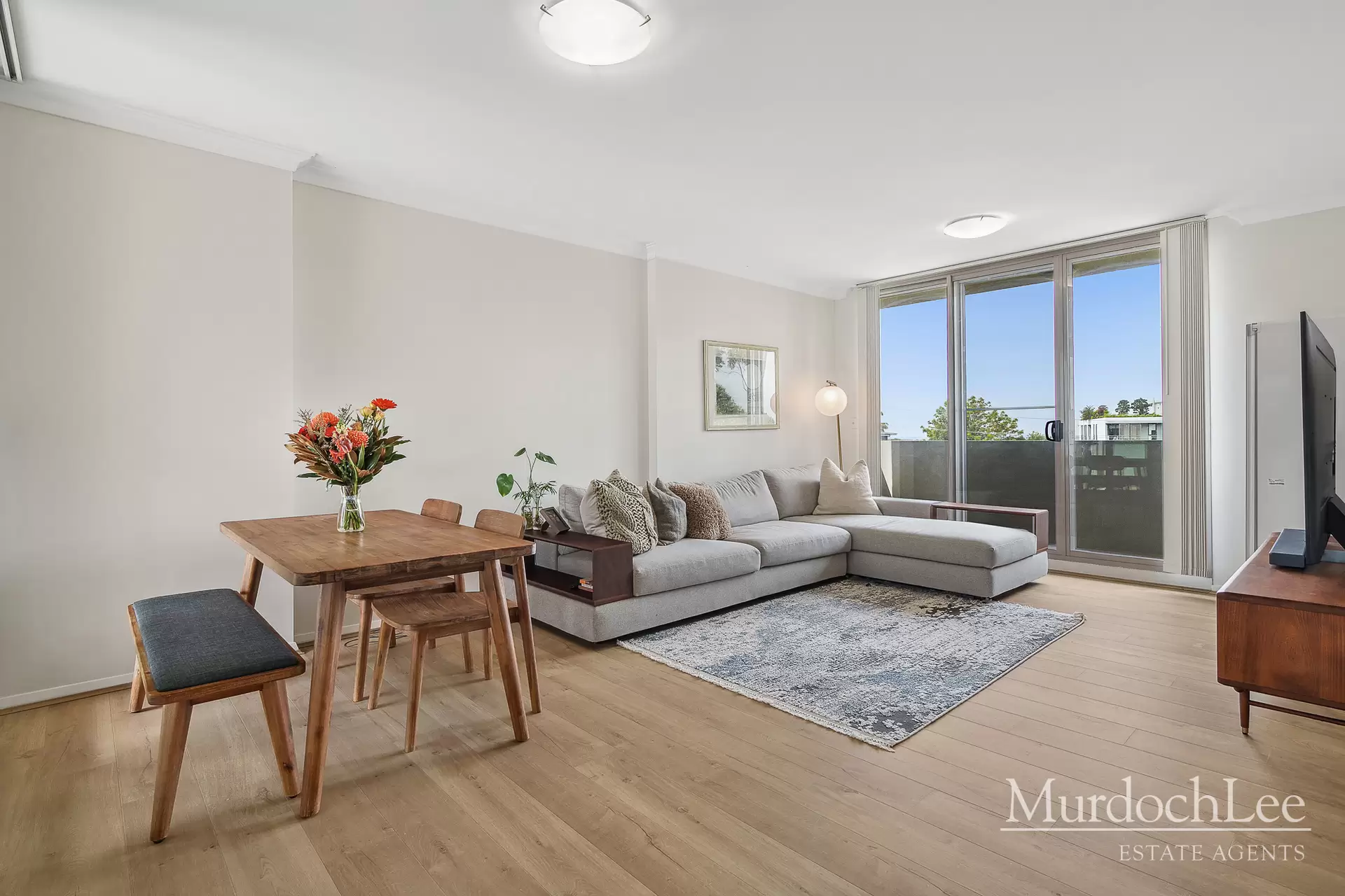 63/13-19 Seven Hills Road, Baulkham Hills Sold by Murdoch Lee Estate Agents - image 1