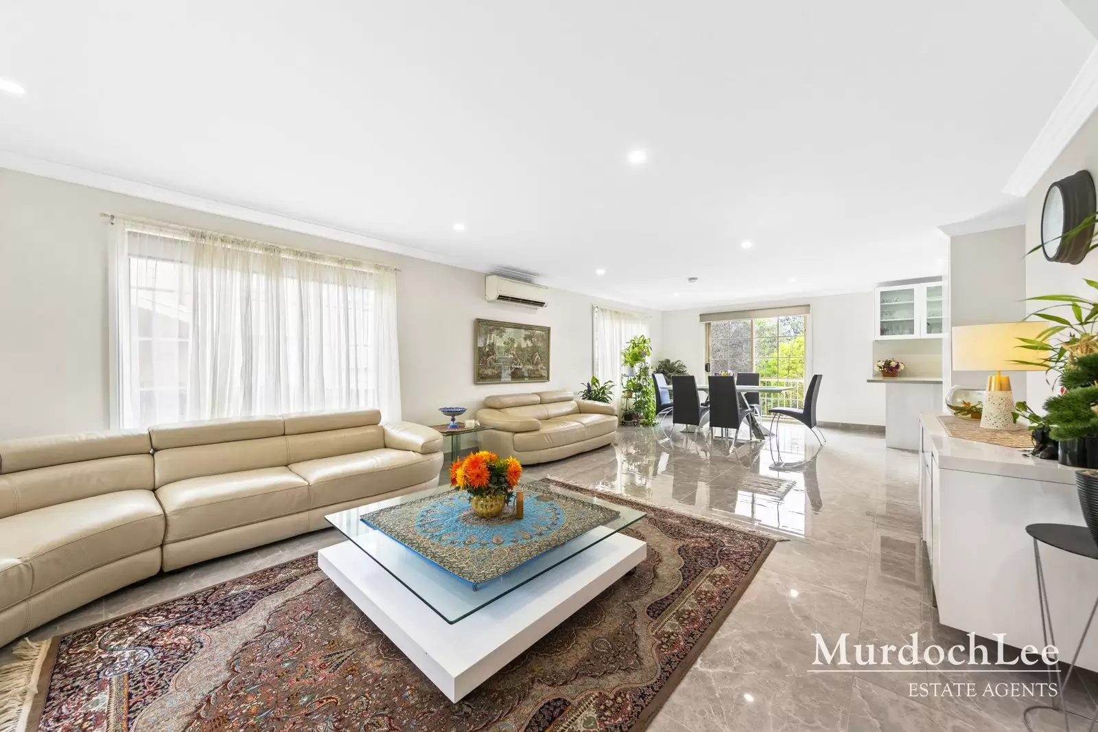 14 Tathra Place, Castle Hill Auction by Murdoch Lee Estate Agents - image 1