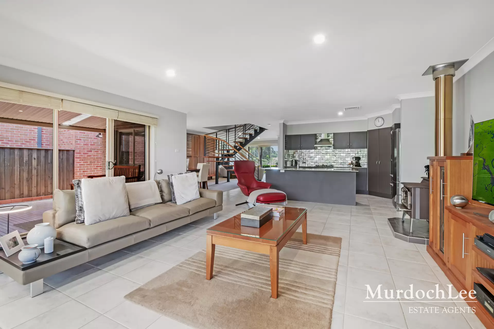 25 Phoenix Avenue, Beaumont Hills Sold by Murdoch Lee Estate Agents - image 6