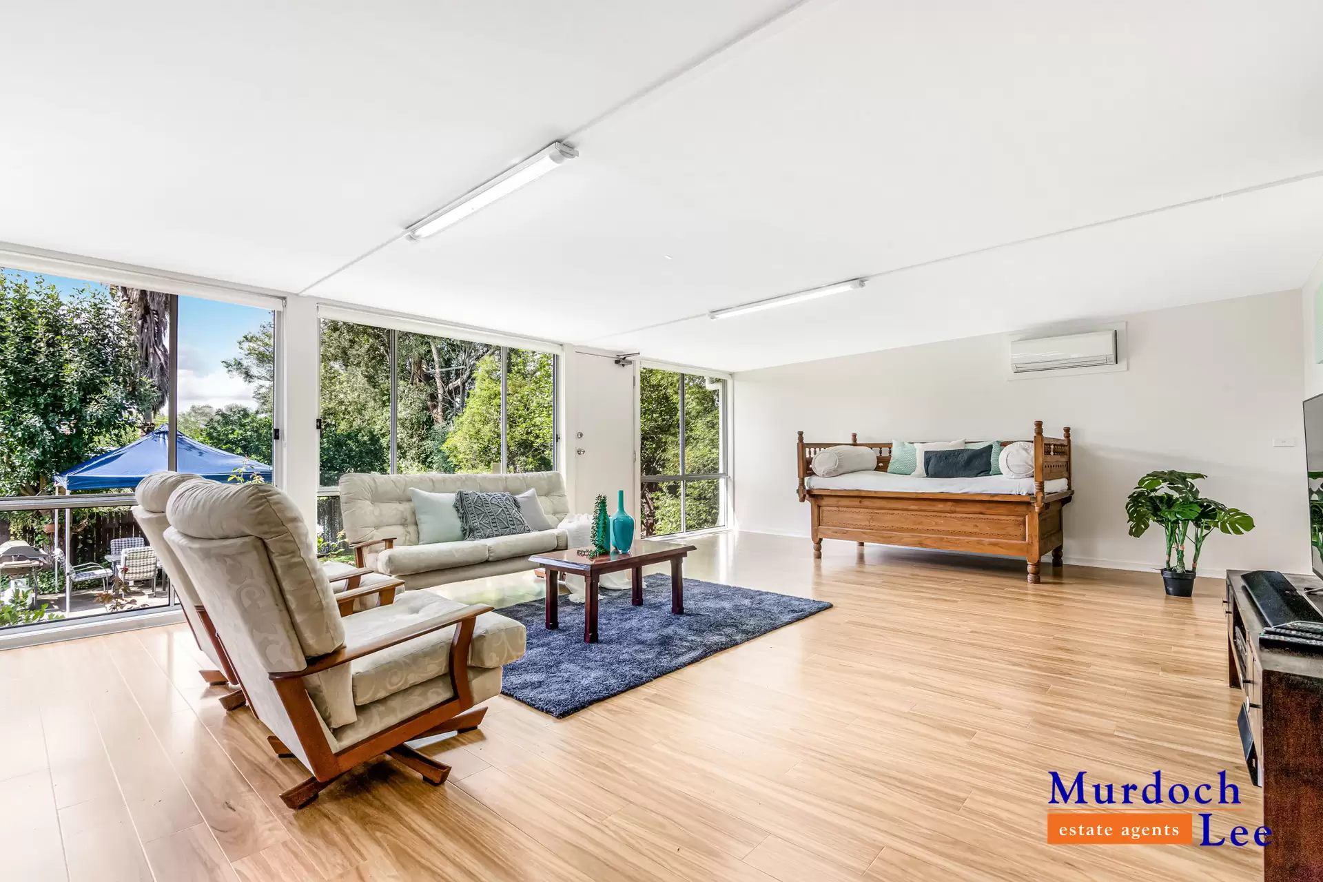 23 Coolong Street, Castle Hill Auction by Murdoch Lee Estate Agents - image 2