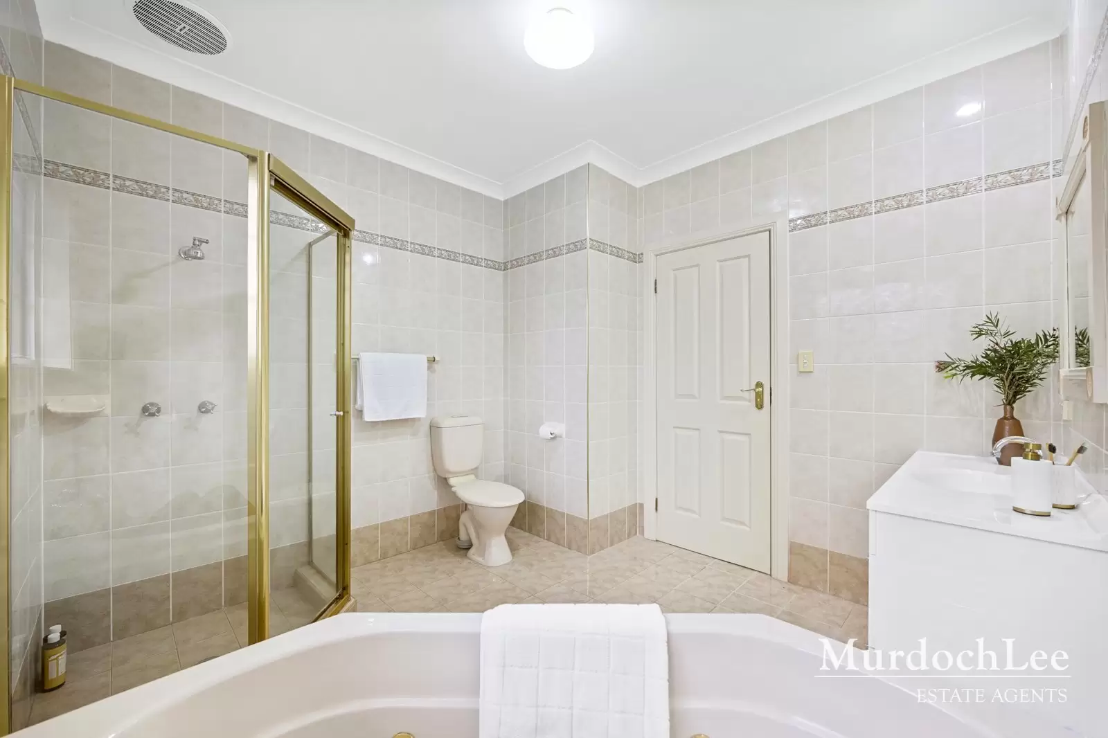 25 Mariam Place, Cherrybrook Auction by Murdoch Lee Estate Agents - image 12