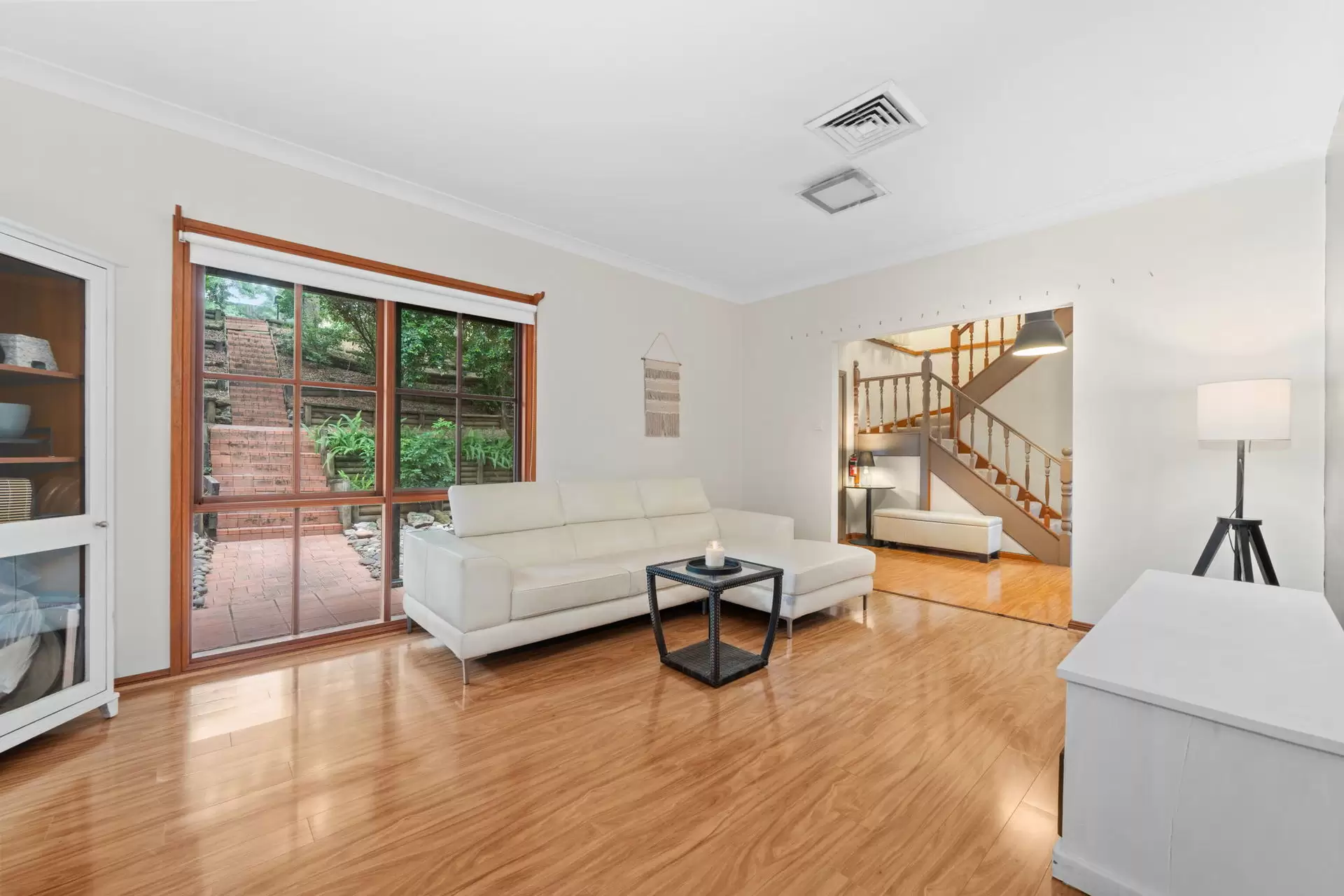 47 Willow Drive, Baulkham Hills For Sale by Murdoch Lee Estate Agents - image 2