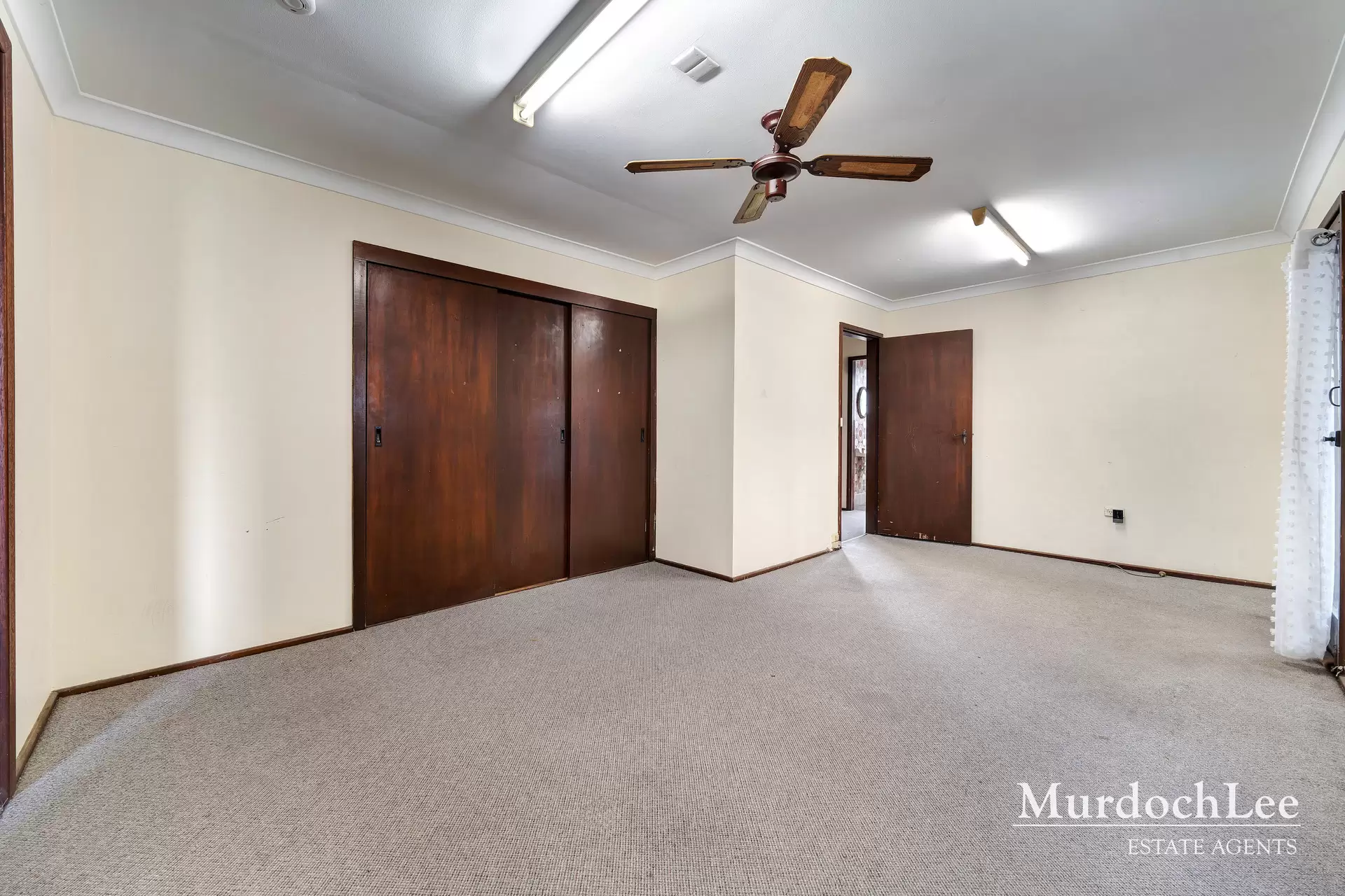 2 Glanmire Road, Baulkham Hills Auction by Murdoch Lee Estate Agents - image 5