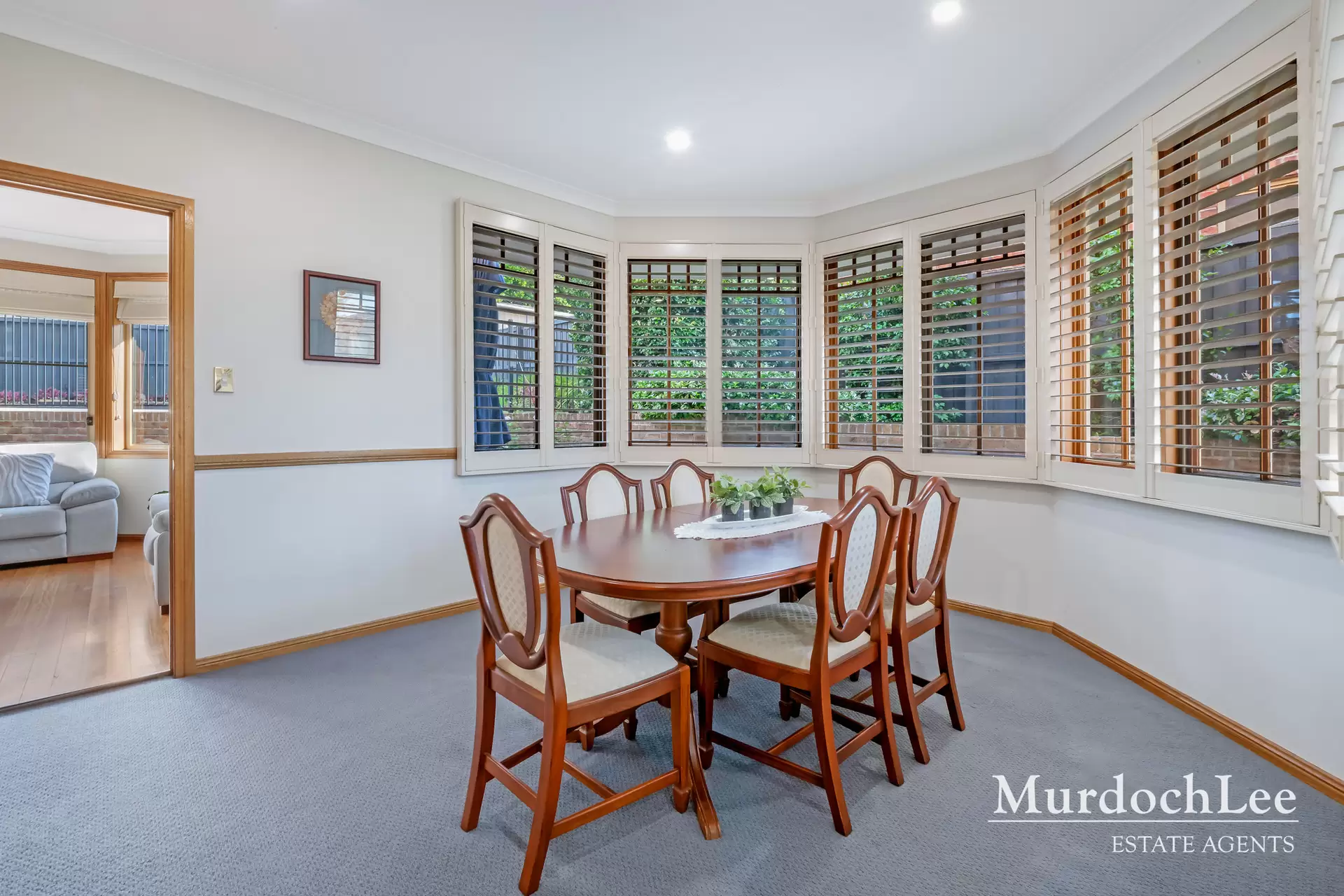 6 Highfield Place, Beaumont Hills Auction by Murdoch Lee Estate Agents - image 5