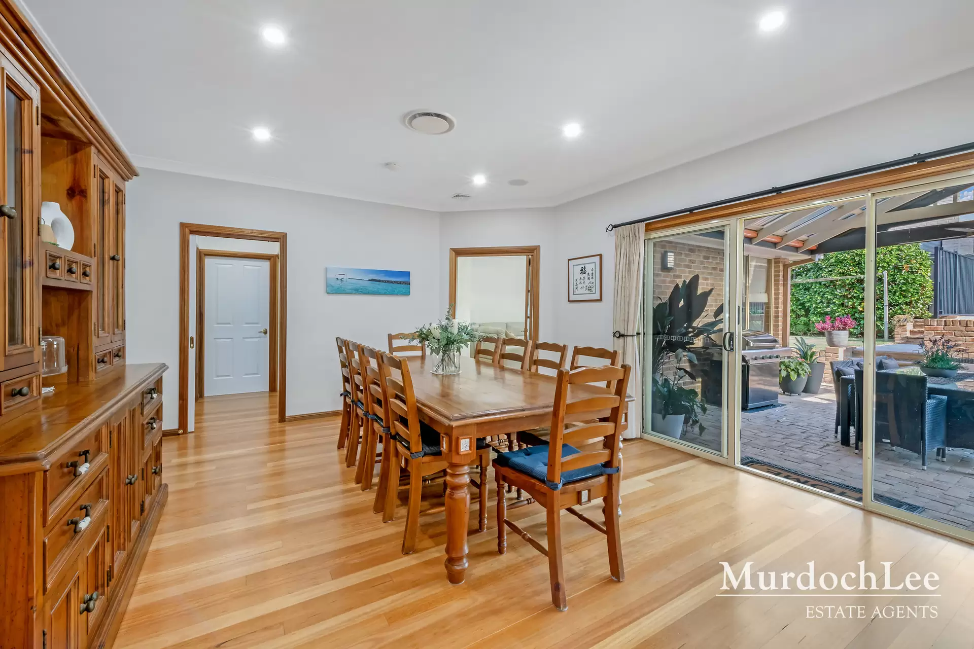 6 Highfield Place, Beaumont Hills Auction by Murdoch Lee Estate Agents - image 4