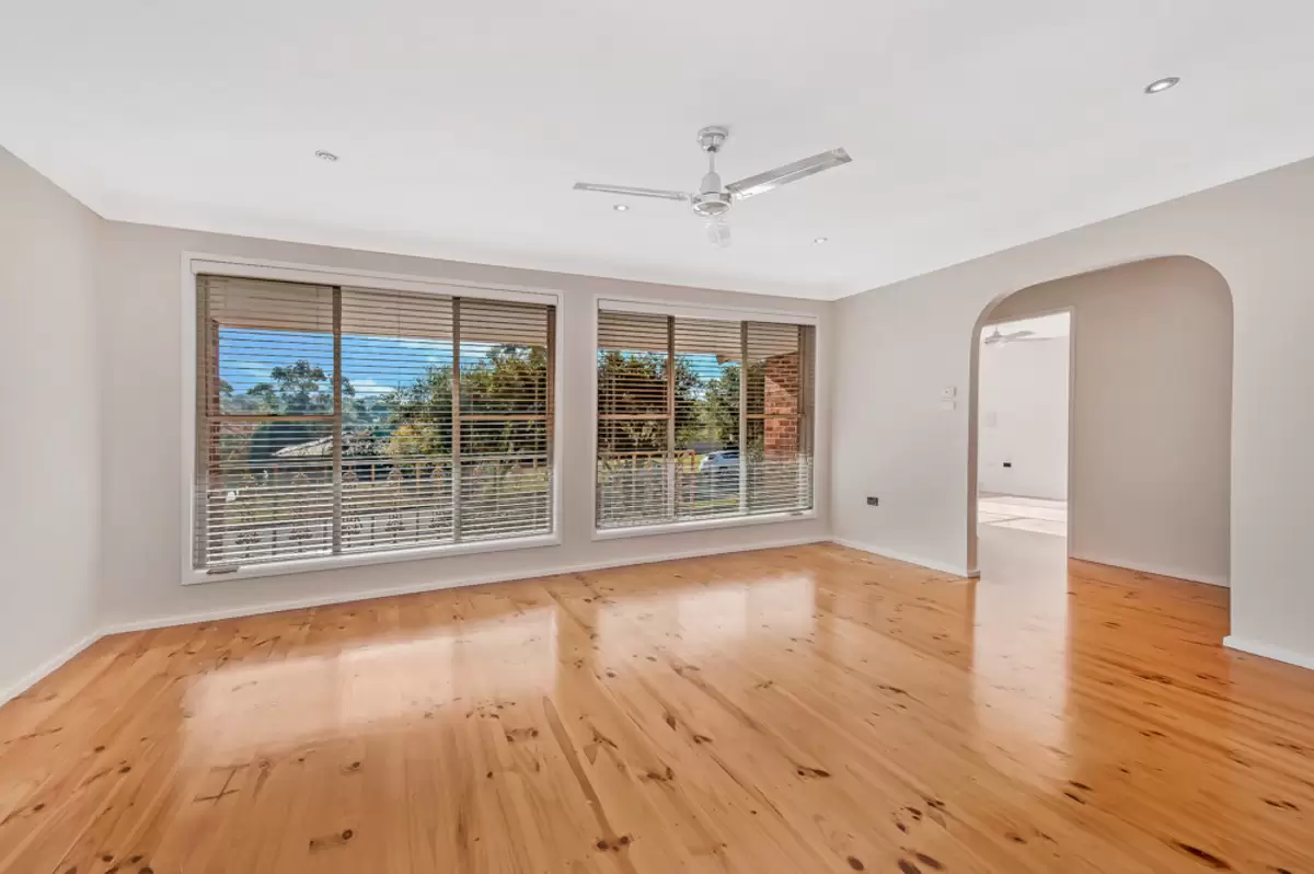 1 Lisa Crescent, Castle Hill For Lease by Murdoch Lee Estate Agents - image 2